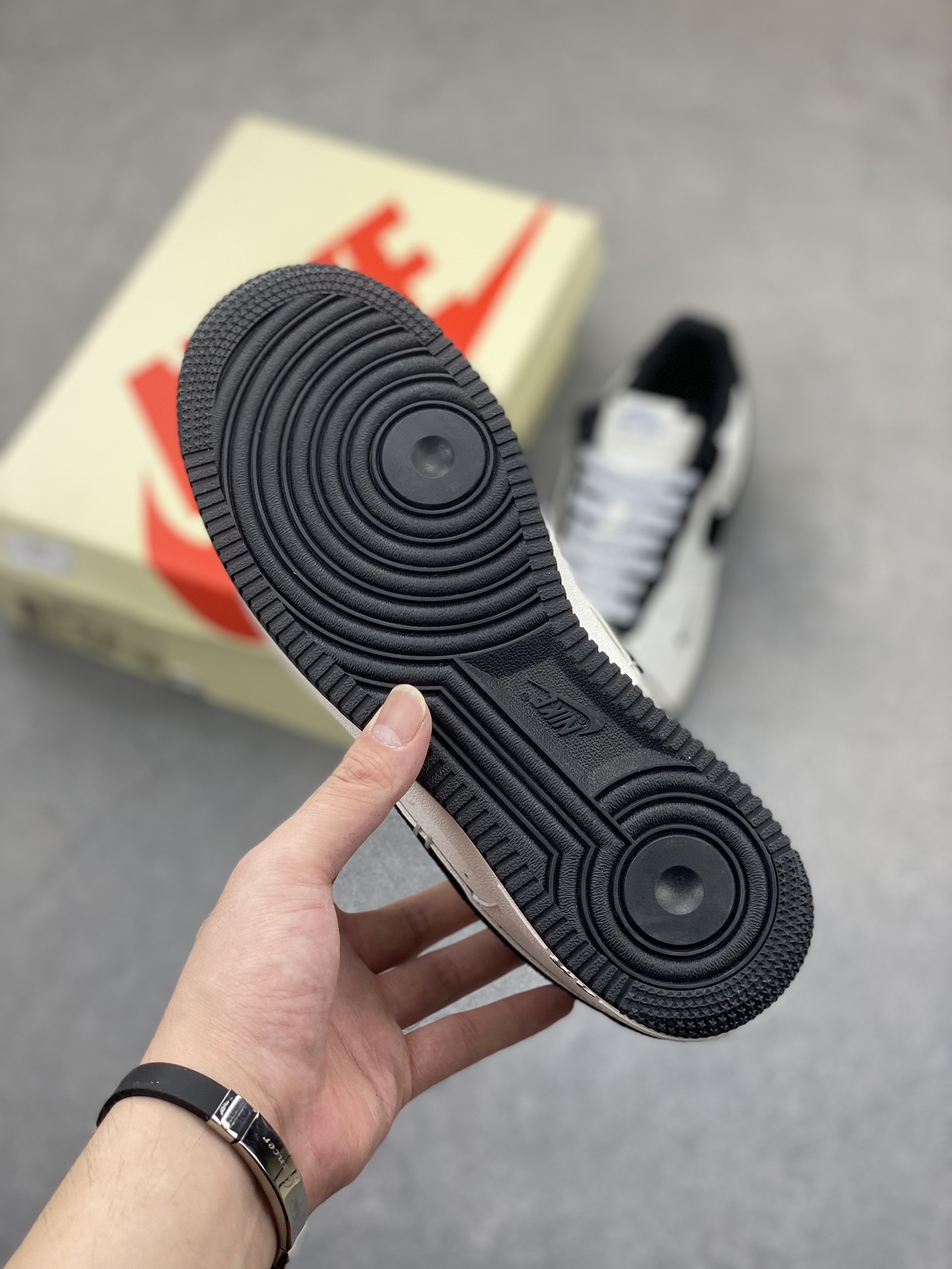 Nike Air Force 1 '07 Low Anti Social Club Collab Sneakers 7 i1724010843 1244 1