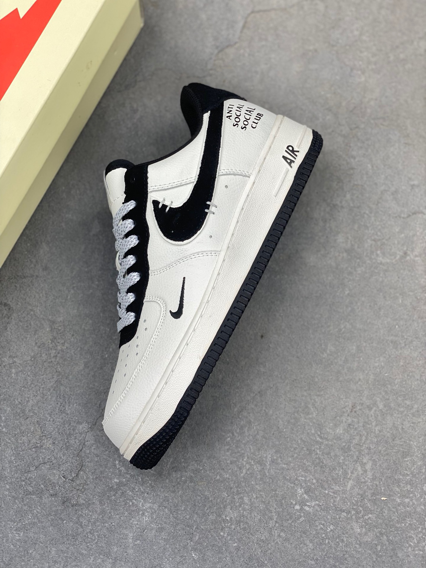 Nike Air Force 1 '07 Low Anti Social Club Collab Sneakers 8 i1724010864 4530 0