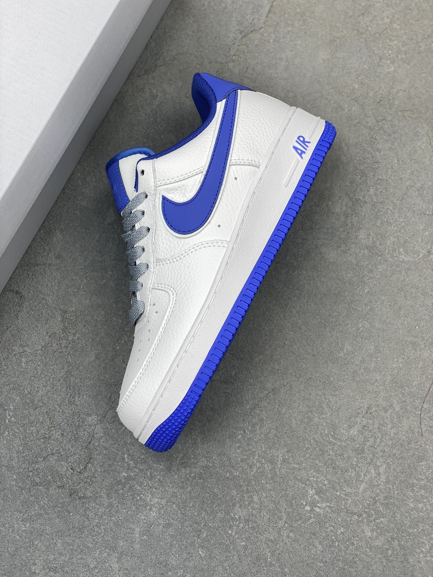 Nike Air Force 1 '07 White Blue Starry Sky Low-Top Sneakers 21 i1724266290 879 3