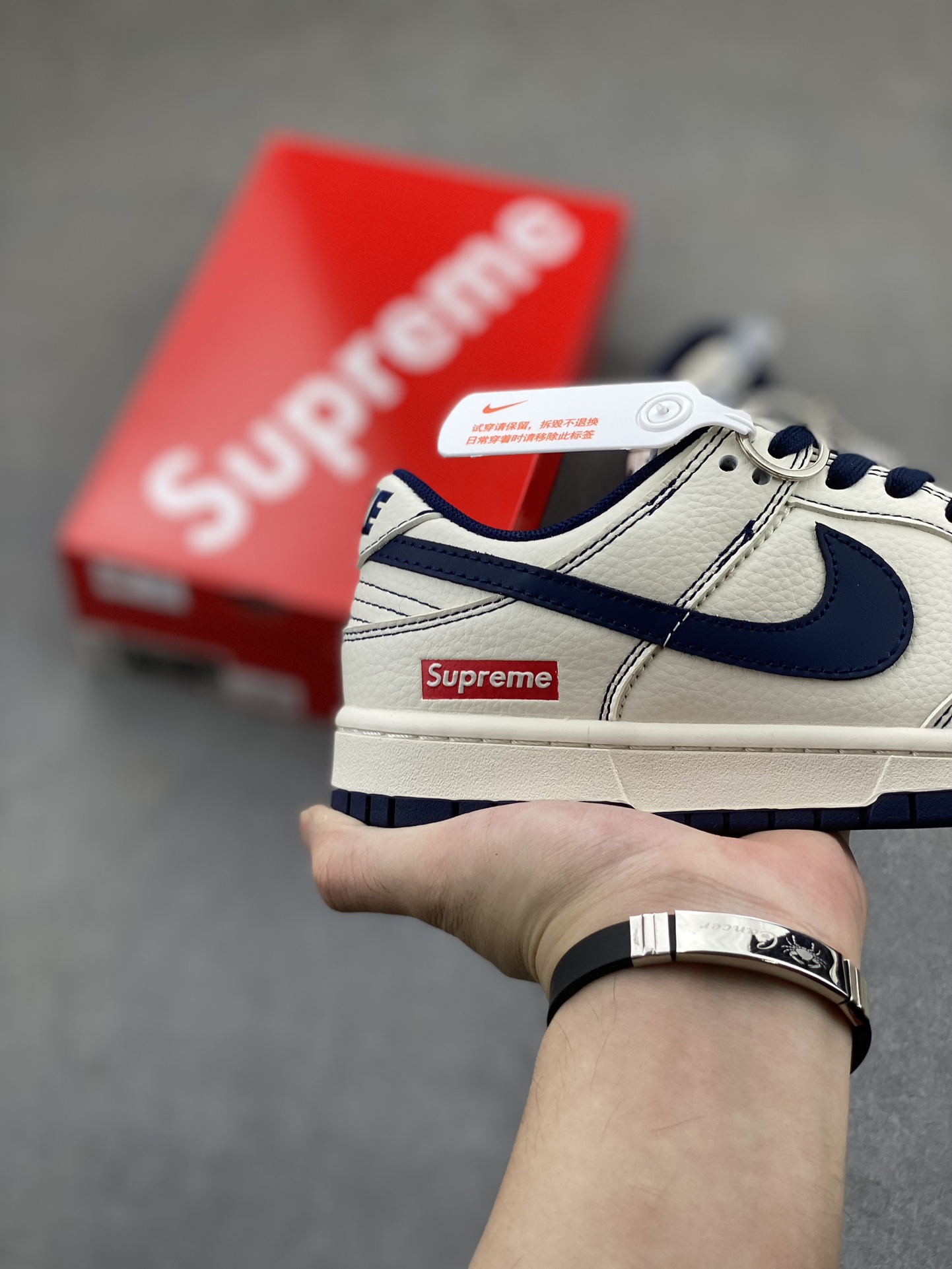 Nike SB Dunk Low Supreme Collab Cream/Navy Sneakers, Customized Design 5 i1724357181 6952 5