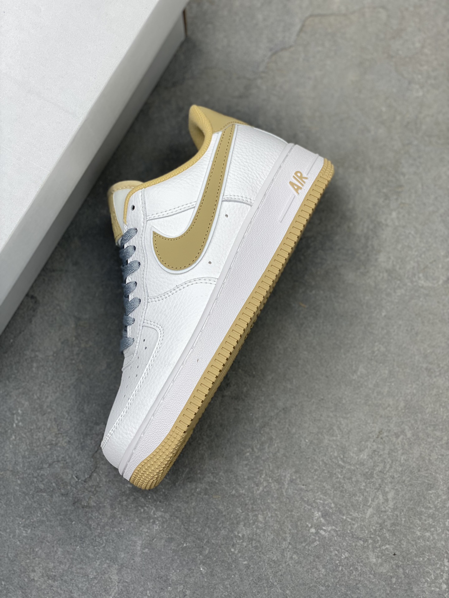 Nike Air Force 1 '07 White Khaki Sneakers Full Star Low-top Casual Shoes 8 i1724610895 9336 0