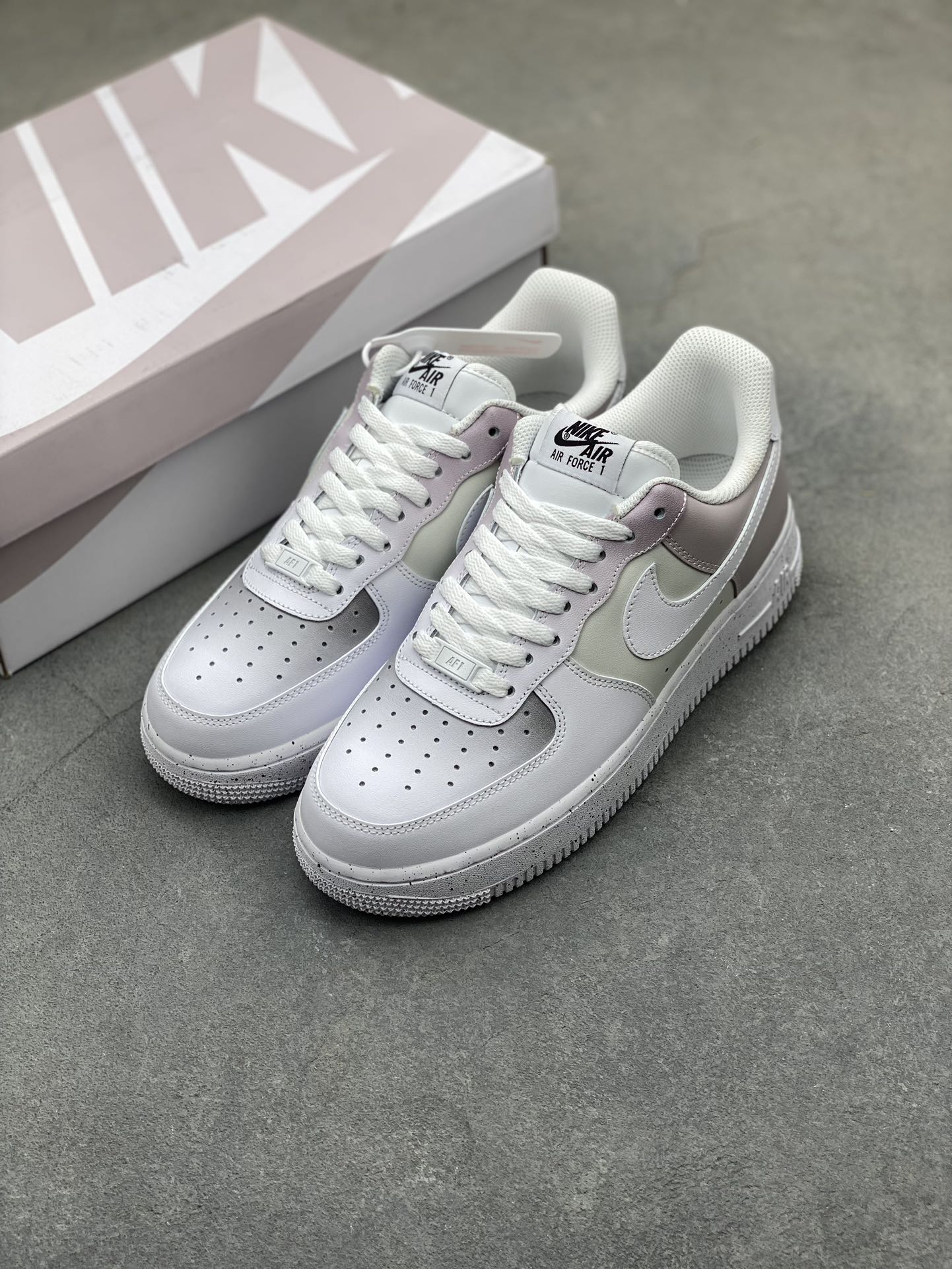 Nike Air Force 1 '07 Low Grey Pink Splatter Sneakers 9 i1724611148 8687 6