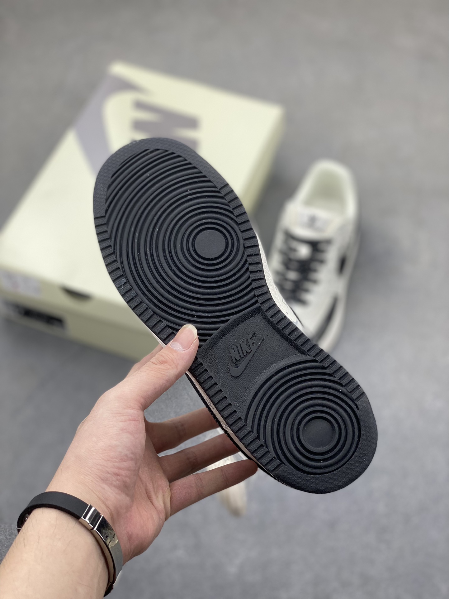 Nike Court Vision Low x Louis Vuitton Custom Sneakers - Limited Edition Design 7 i1724702927 7027 3