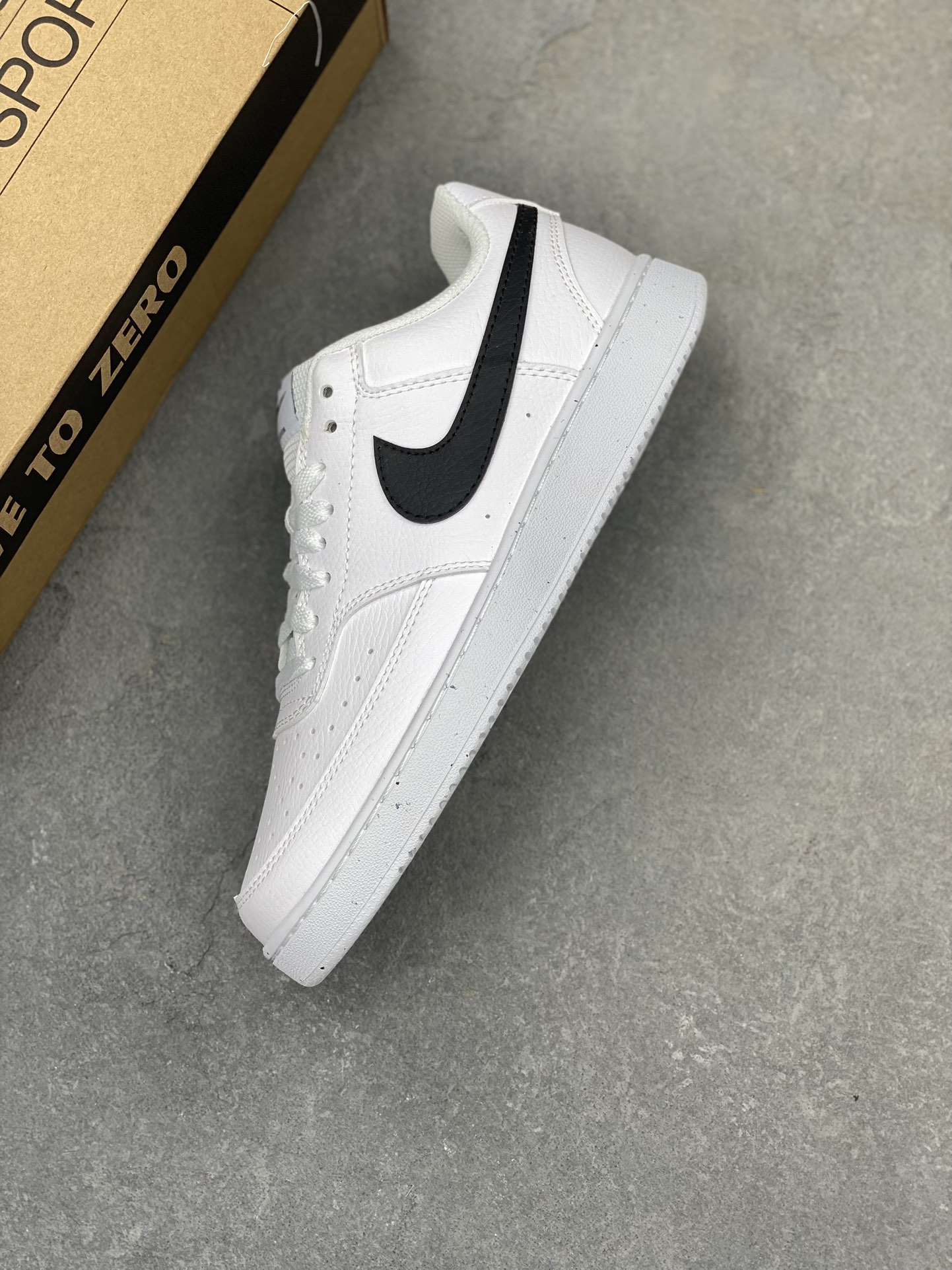 Nike Air Force 1 '07 Low White/Black Casual Sneakers DH2987-101 8 i1724702984 6411 0