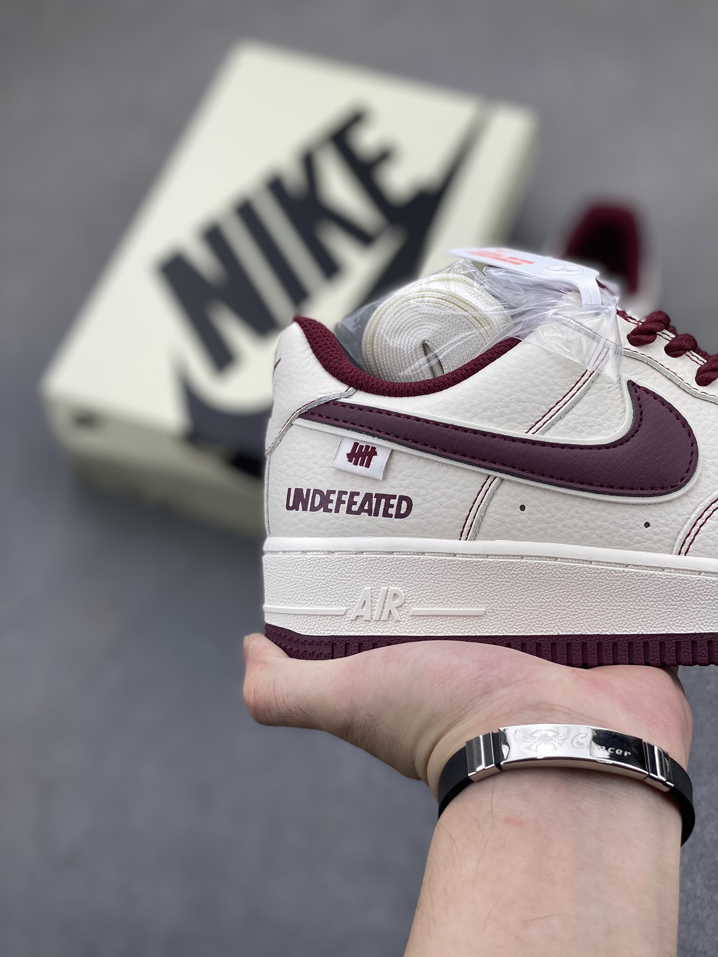 Undefeated x Nike Air Force 1 Low Sneakers - Limited Edition Style 6 i1724794962 1175 7