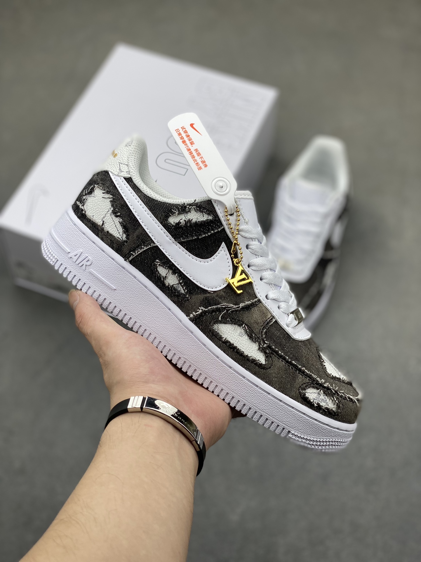 Nike Air Force 1 '07 Low Custom Casual Sneakers - Limited Edition 2 i1724795021 7414 0