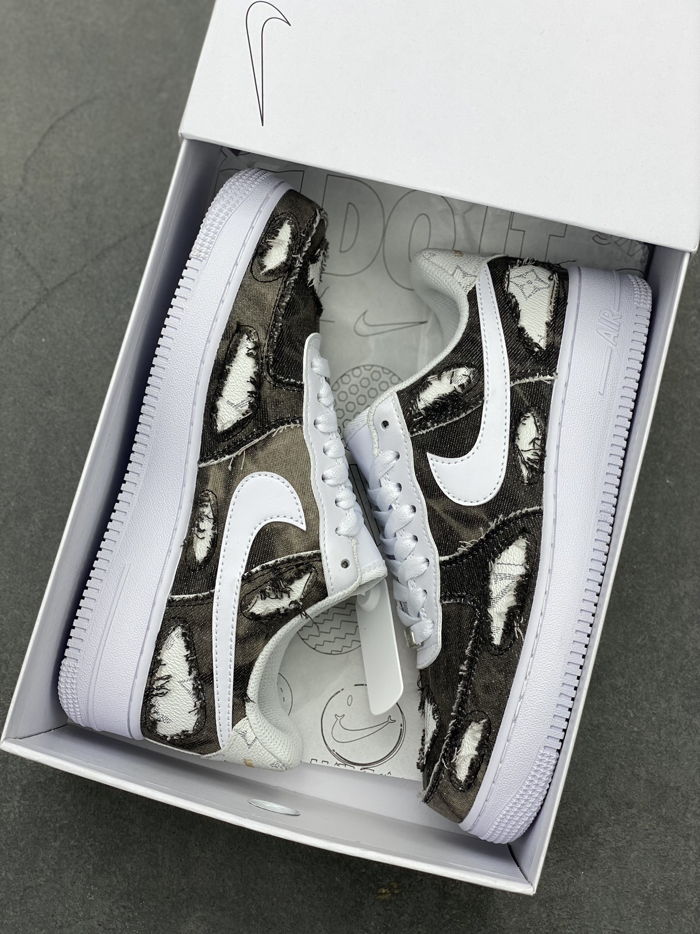 Nike Air Force 1 '07 Low Custom Casual Sneakers - Limited Edition 10 i1724795021 8530 0