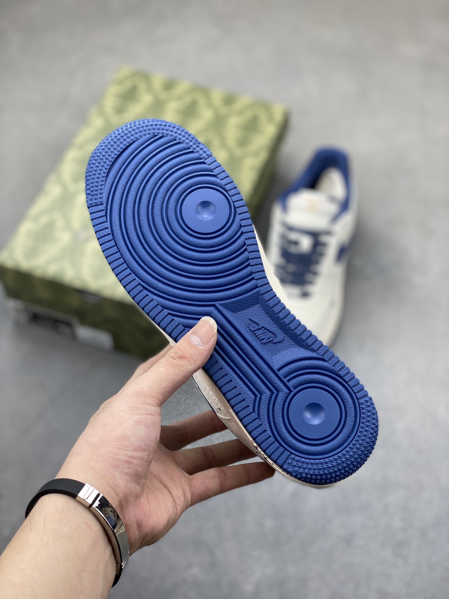 Nike Air Force 1 '07 Low Gucci Collab - Blue Linen: Limited Edition Sneakers 7 i1724795129 7747 0