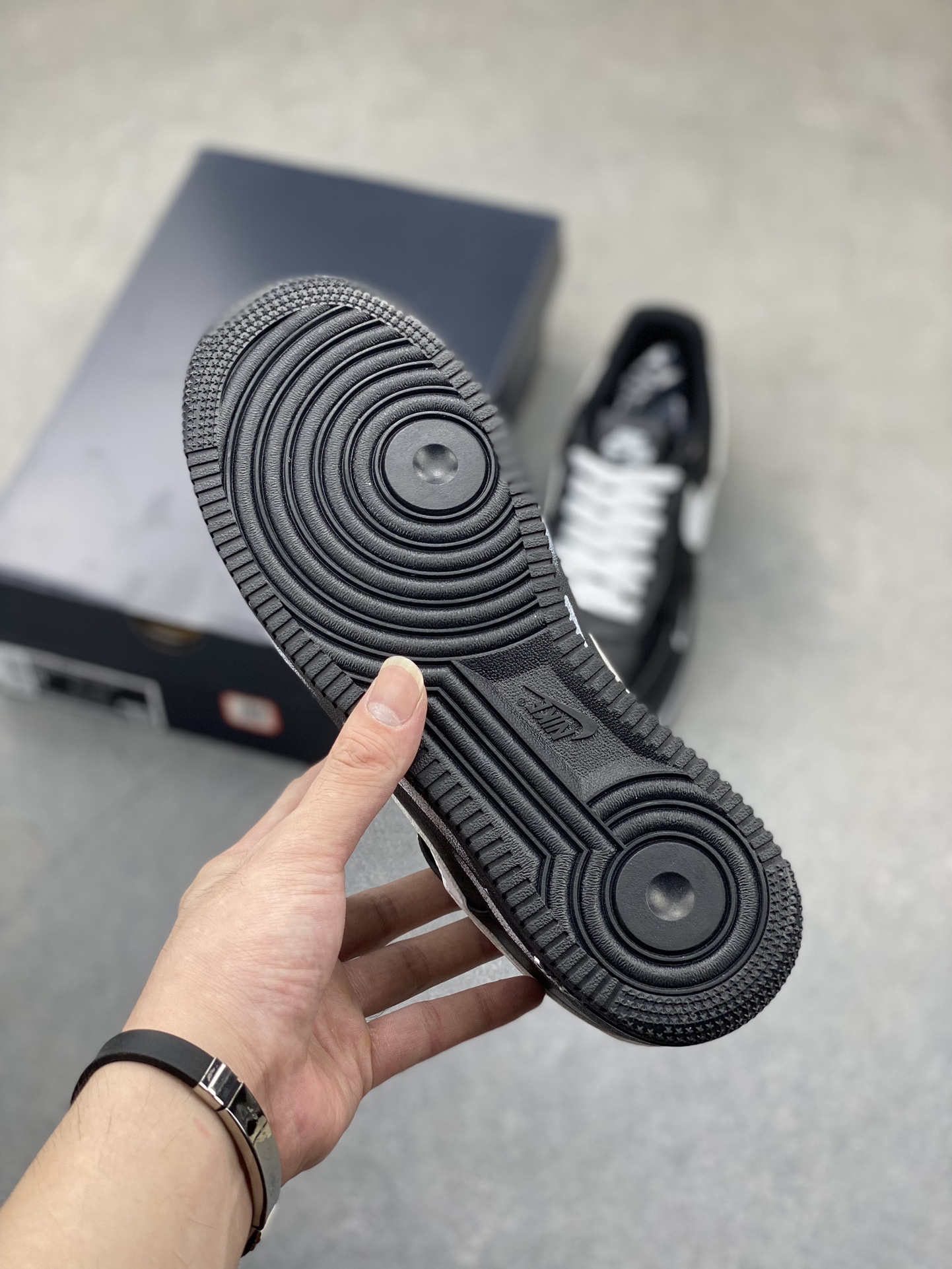 Nike Air Force 1 Low '07 Black White Graffiti Sneakers 7 i1724795208 2802 0