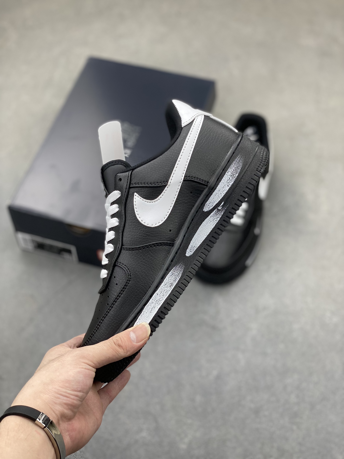 Nike Air Force 1 Low '07 Black White Graffiti Sneakers 4 i1724795208 3939 0