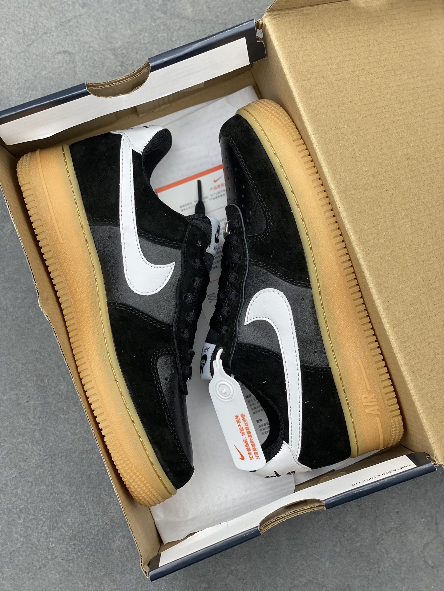 Nike Air Force 1 Low Black & White Casual Sneakers FQ8714-004 10 i1724872850 4776 6
