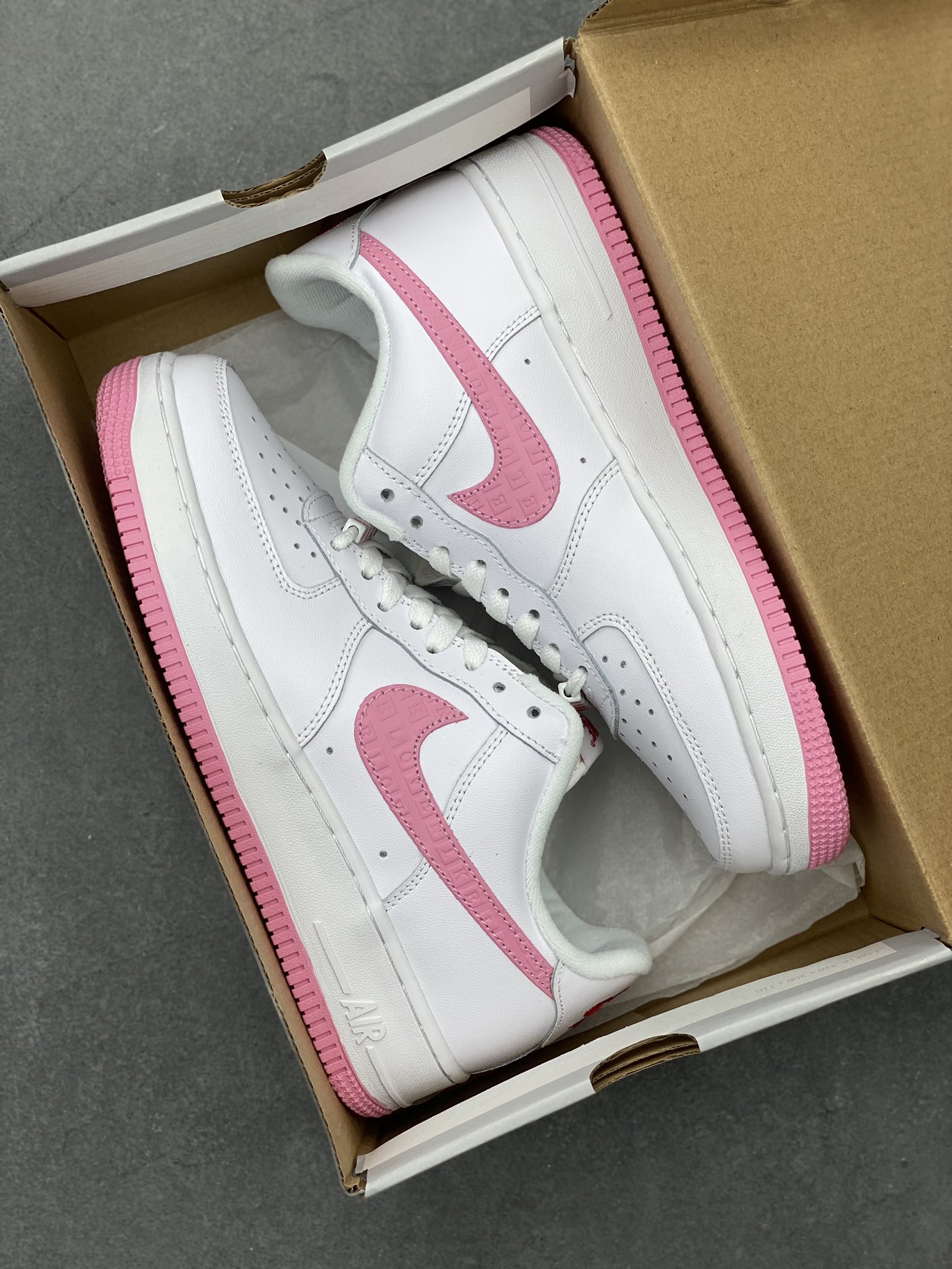 Nike Air Force 1 Low 'Valentine's Day' Light Pink Casual Sneakers 10 i1724873132 9561 8