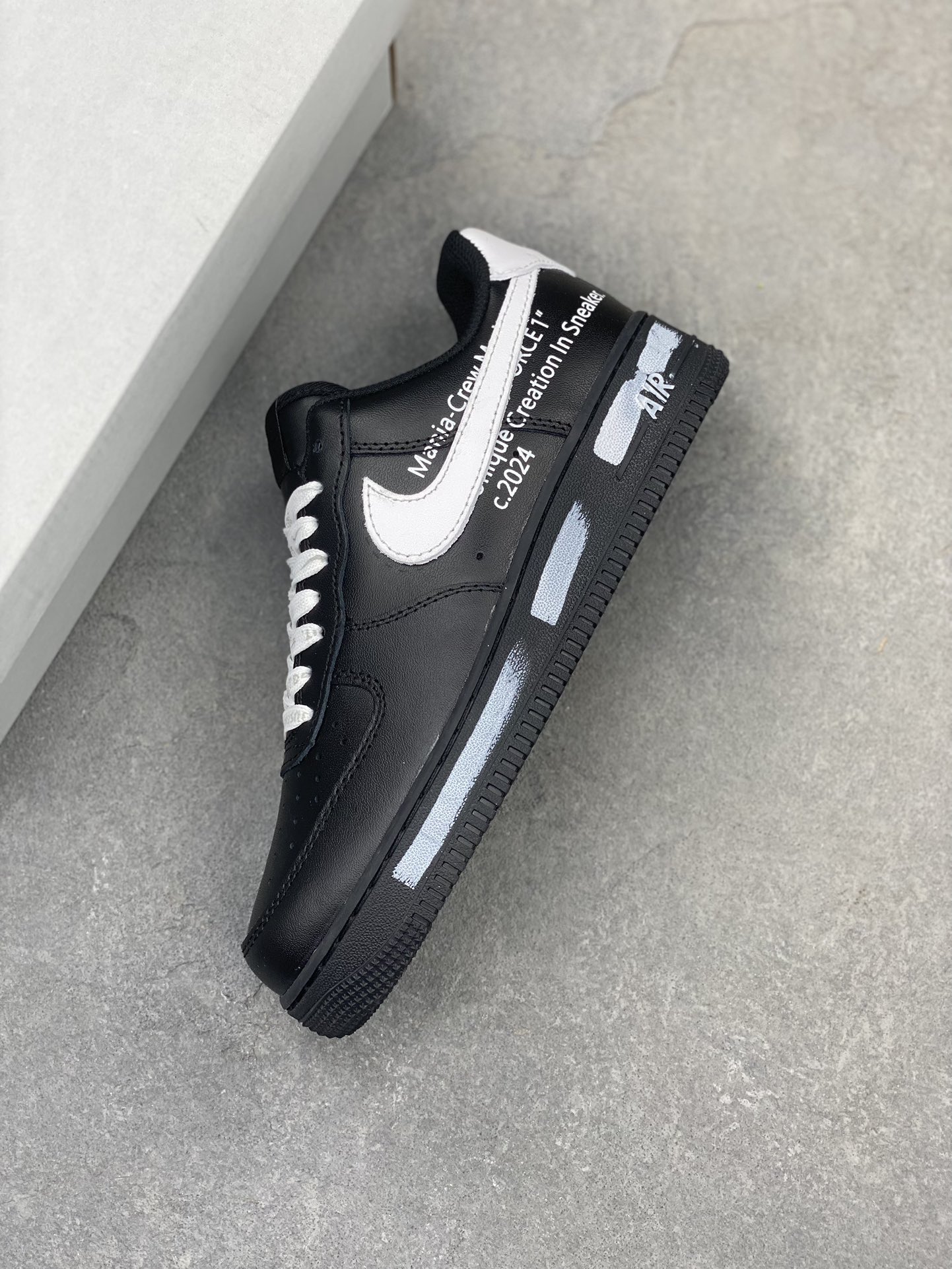 Nike Air Force 1 '07 Low Black White Graffiti Sneakers DD8959-001 8 i1725136150 5526 7