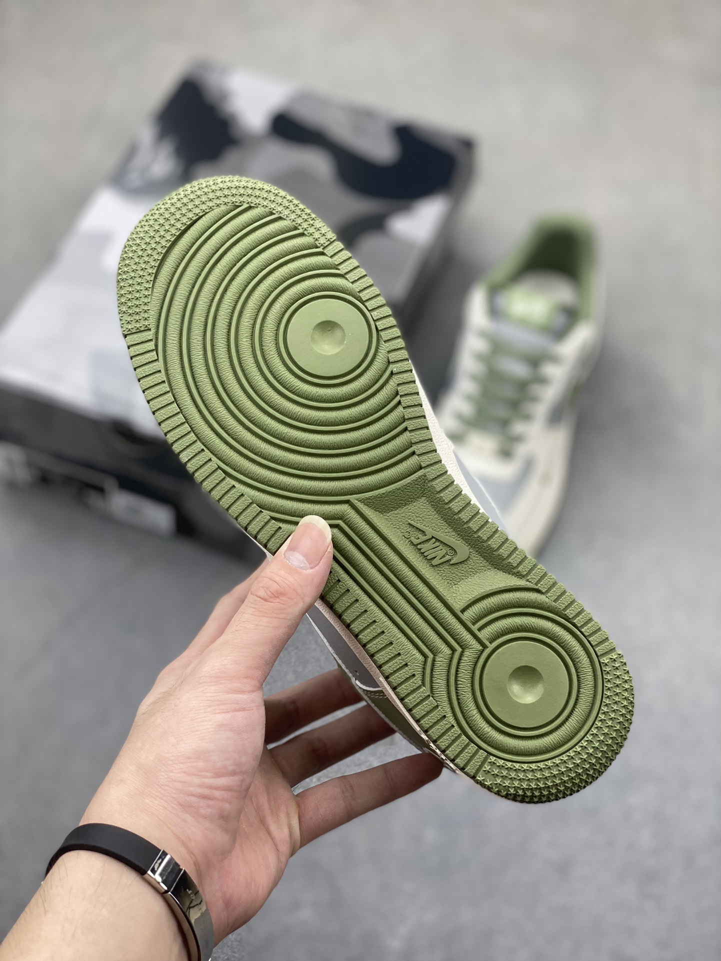 Nike Air Force 1 '07 Low Bape Deep Green Sneakers Limited Edition 6 i1725136214 5696 0