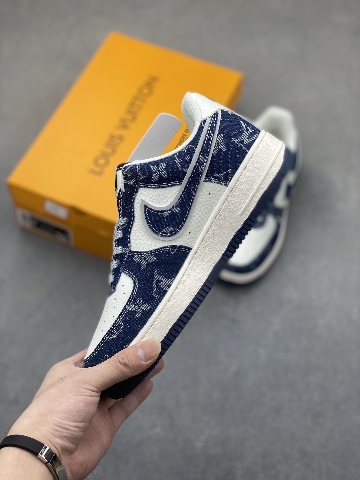 Nike Air Force 1 '07 Low Louis Vuitton Collab Sneakers - Deep Blue 4 i1725136403 8949 0