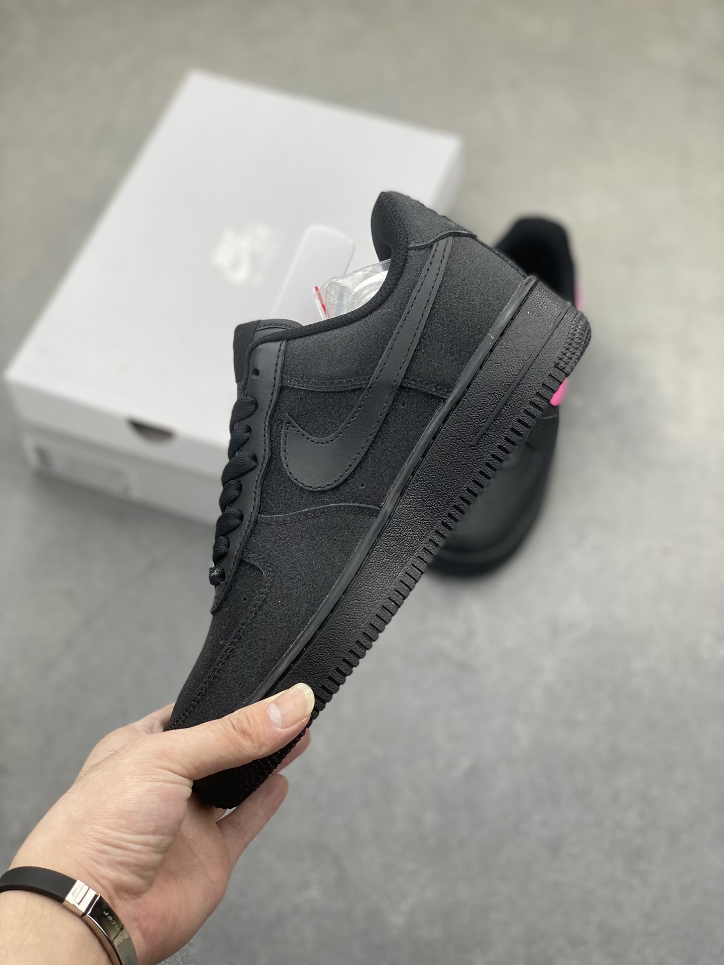 Nike Air Force 1 Low Black Pink Glitter Sneaker - Classic Style, Modern Flair 4 i1725136522 5958 5