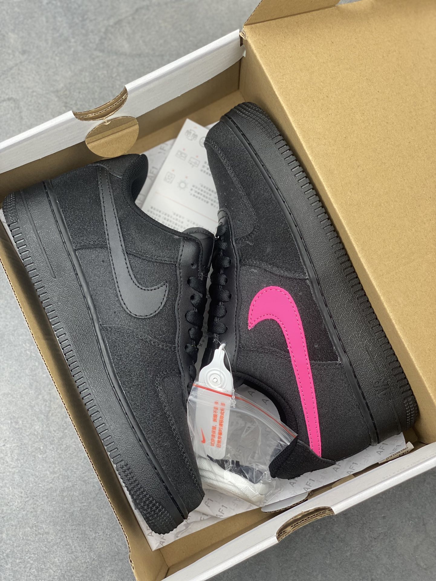 Nike Air Force 1 Low Black Pink Glitter Sneaker - Classic Style, Modern Flair 10 i1725136522 6838 2