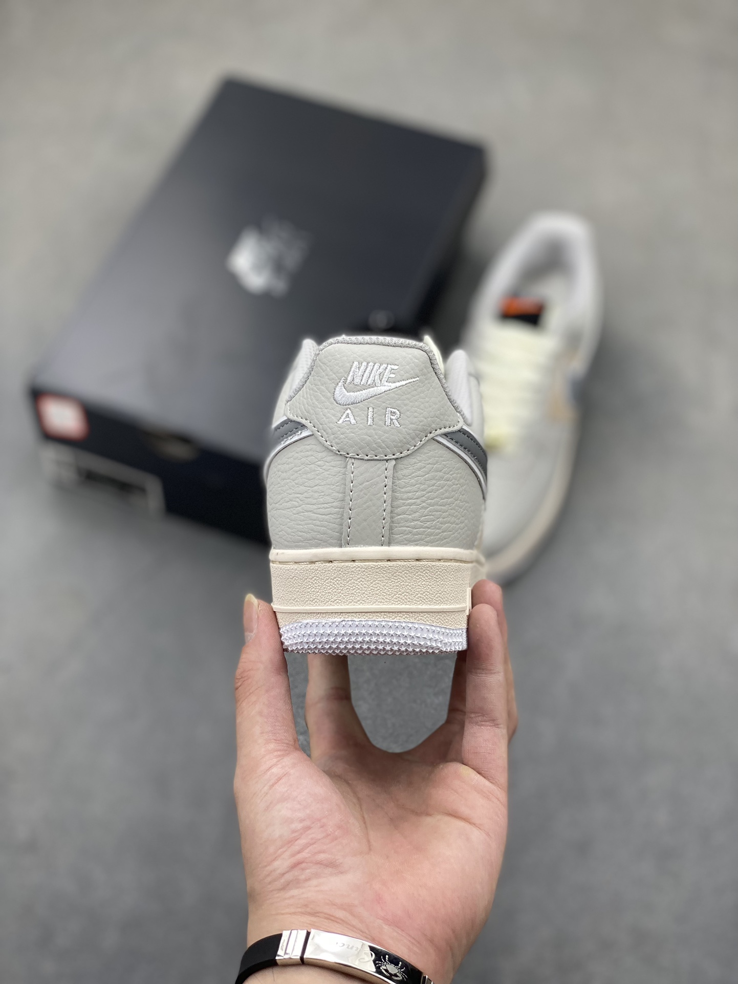 Nike Air Force 1 '07 Low Grey Beige Honeycomb Cushion Sneakers DX6061-122 5 i1725136598 4748 6