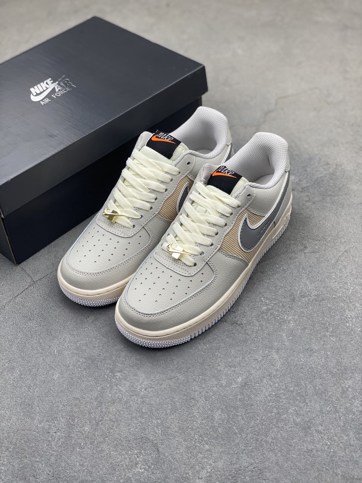 Nike Air Force 1 '07 Low Grey Beige Honeycomb Cushion Sneakers DX6061-122 9 i1725136598 9321 5