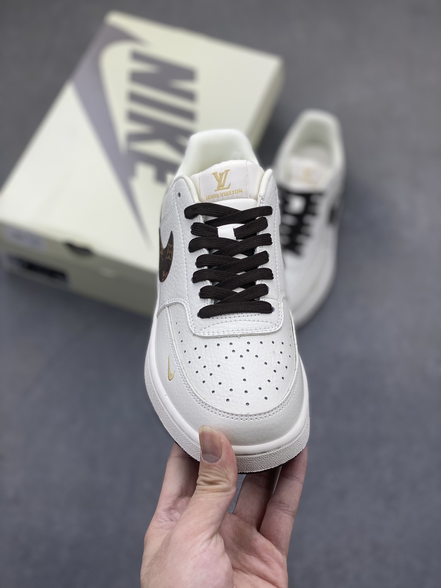 Nike Ebernon Low PRM Custom Sneakers - Louis Vuitton Accents - Size 36-45 3 i1725136959 3145 2