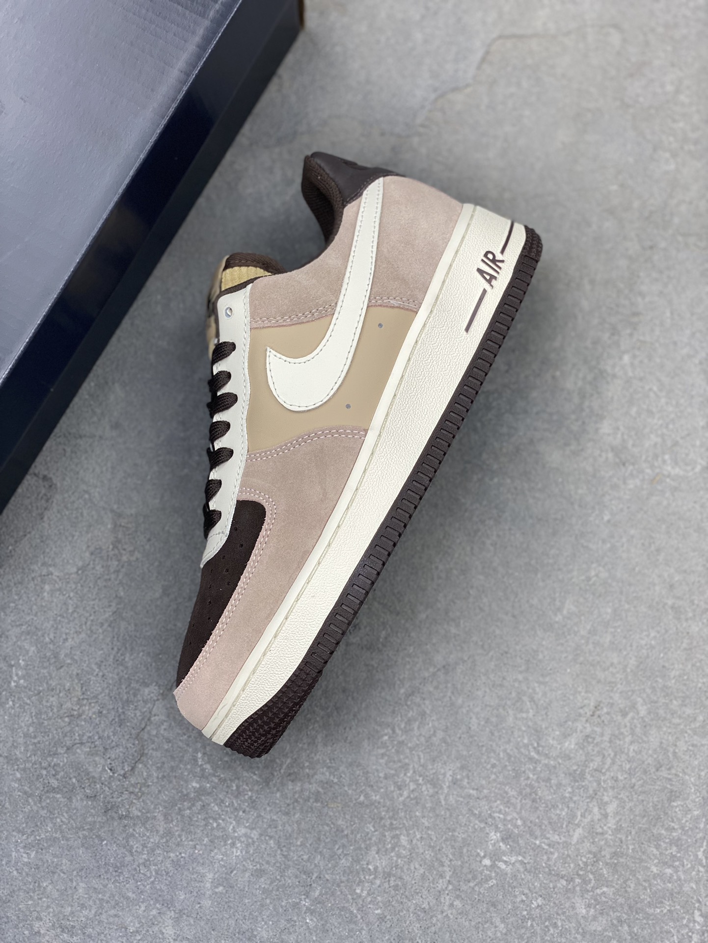 Nike Air Force 1 Low '07 FB8878-200 Casual Sneakers 8 i1725223377 6037 3