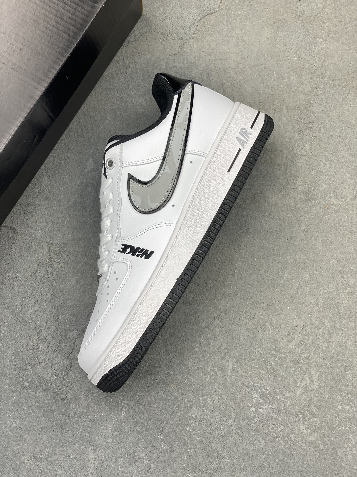 Nike Air Force 1 Low '07 White/Grey Casual Sneakers DC8873-101 8 i1725223621 4038 4