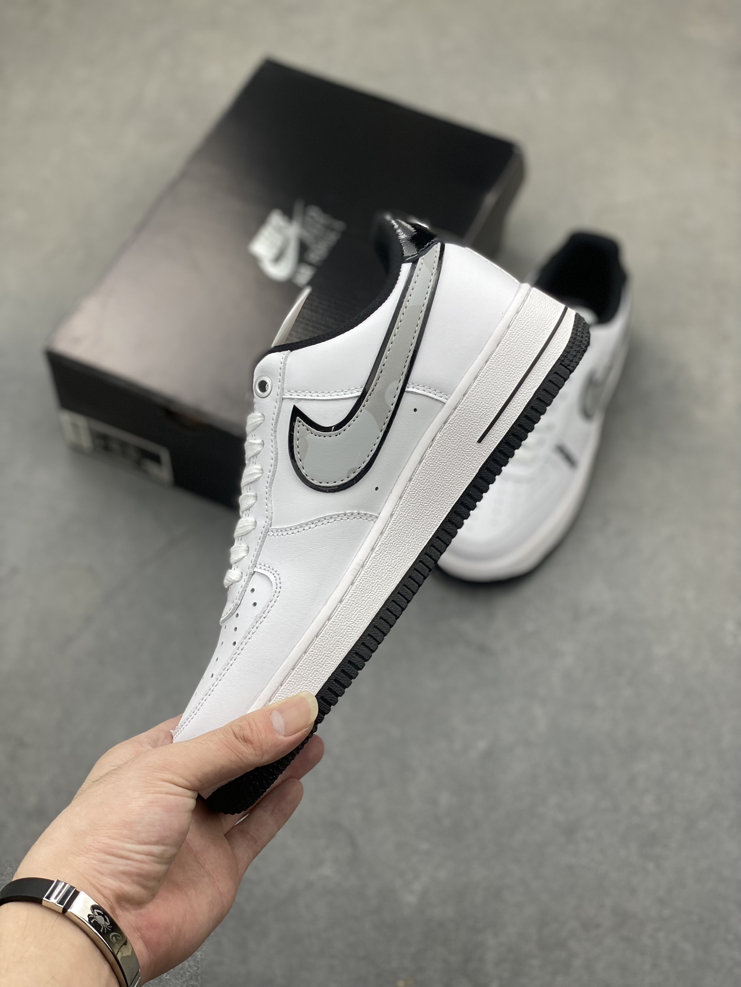 Nike Air Force 1 Low '07 White/Grey Casual Sneakers DC8873-101 4 i1725223621 4089 2