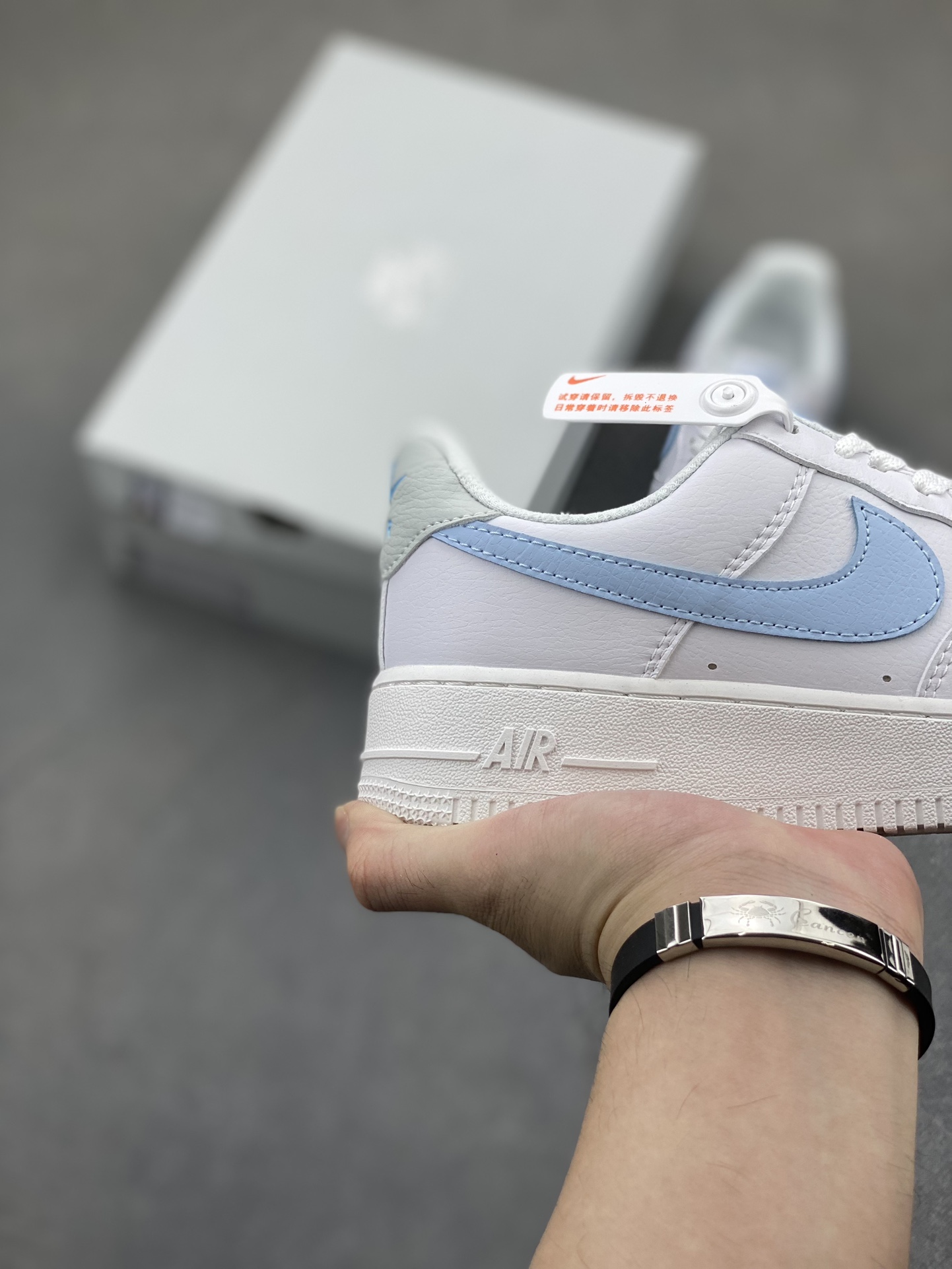 Nike Air Force 1 Low '07 White/Blue Casual Sneakers - Iconic Style & Comfort 6 i1725223757 5600 6
