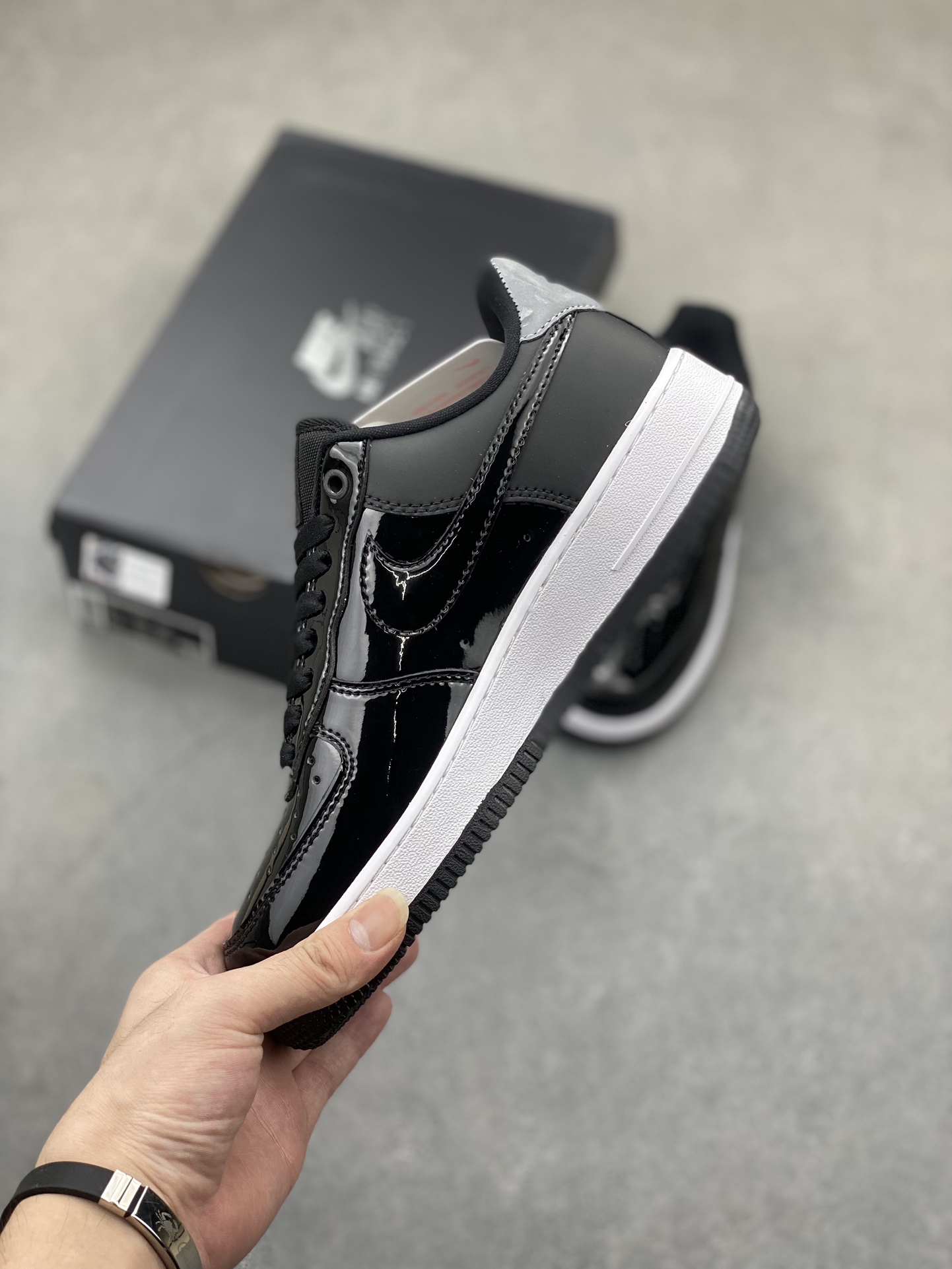 Nike Air Force 1 '07 Low 'Mirror Black' - Iconic Style, Modern Comfort 4 i1725300386 3114 4