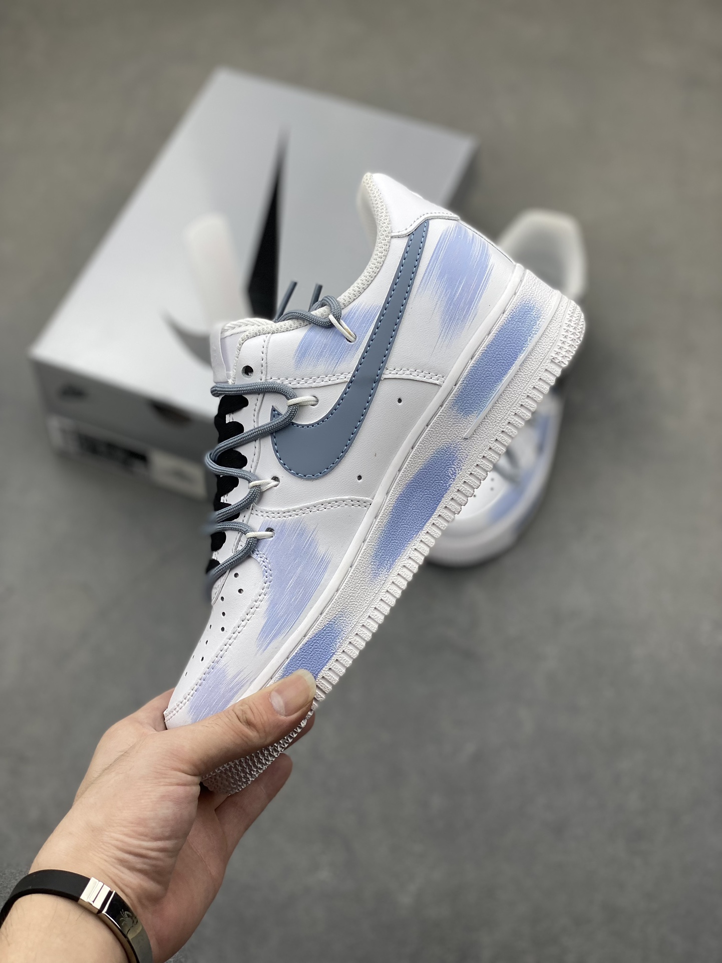 Nike Air Force 1 Low '07 Custom 'Broken Swoosh' White Blue Spray Paint 4 i1725300454 2537 8