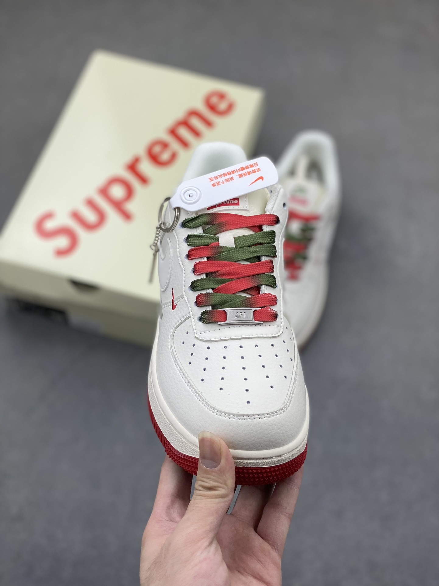 Nike Air Force 1 '07 Low Supreme Collab Sneakers - White/Red/Green 3 i1725300517 1040 2