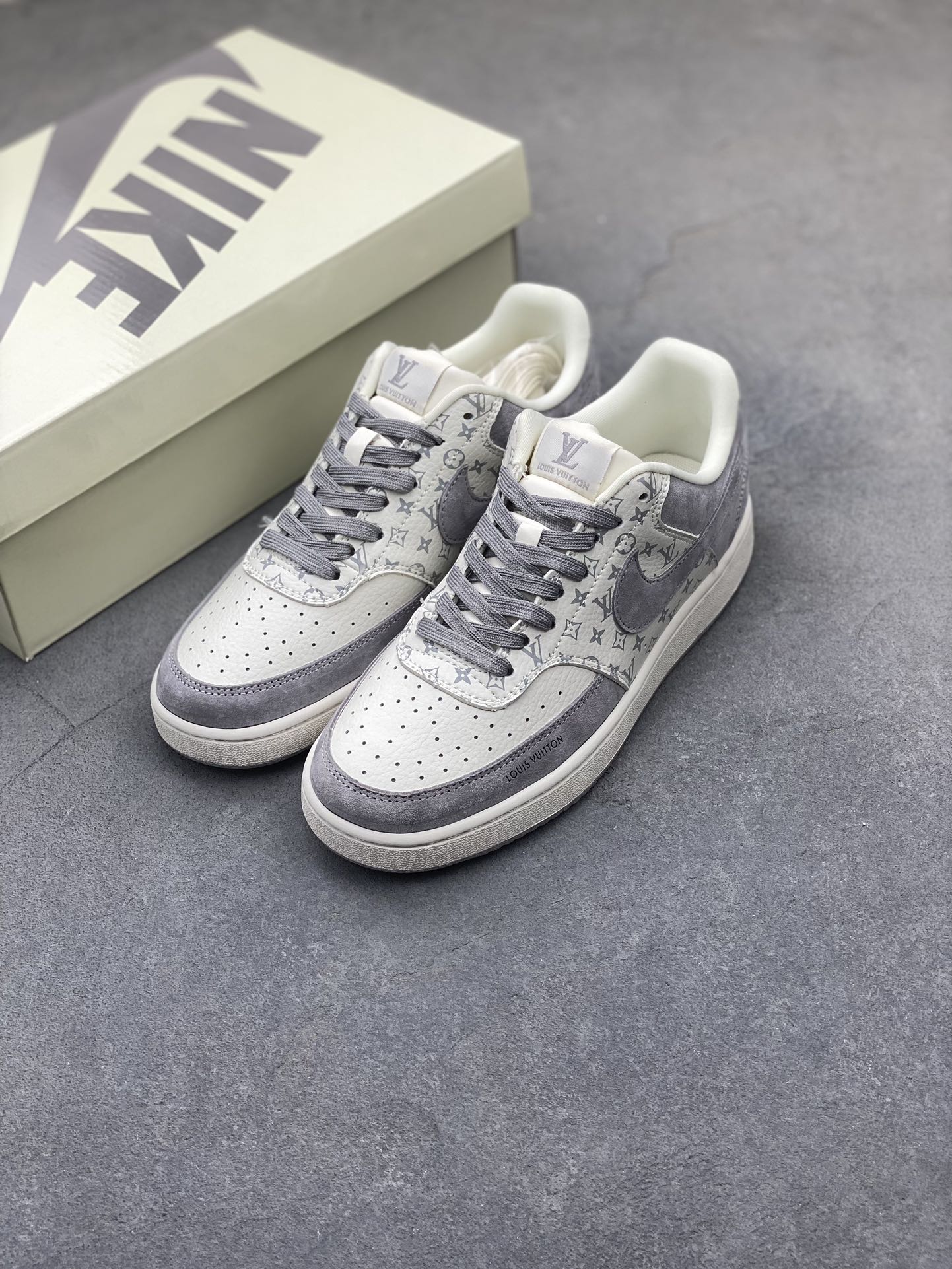 Nike Ebernon Low PRM x Louis Vuitton Custom Sneakers - Grey/White 9 i1725384542 1244 6