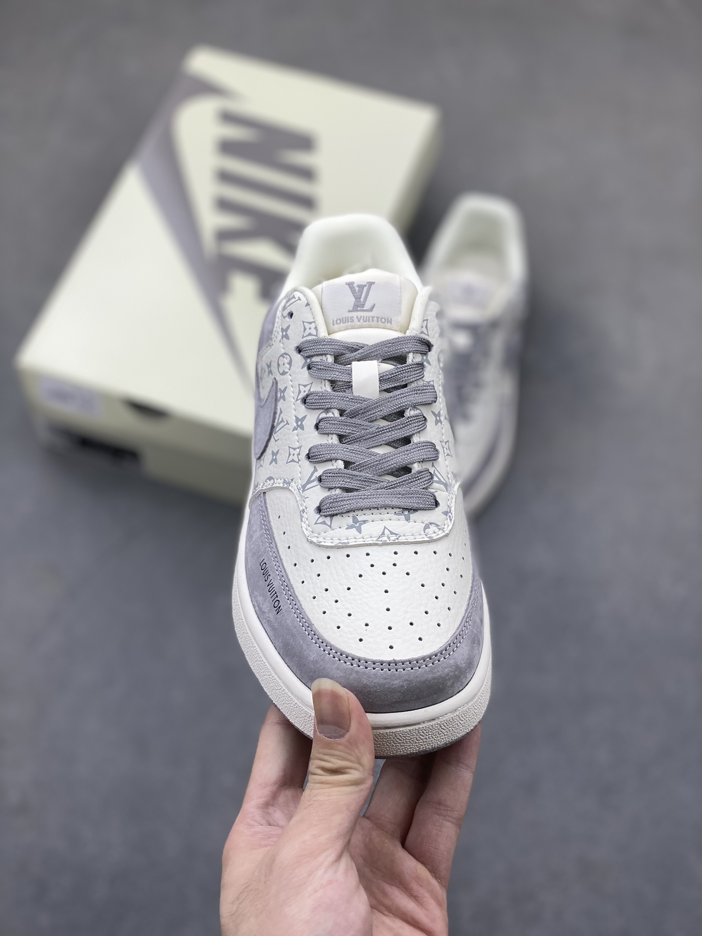 Nike Ebernon Low PRM x Louis Vuitton Custom Sneakers - Grey/White 3 i1725384542 5461 1