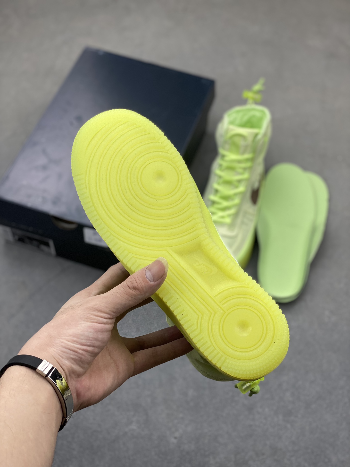Nike Air Force 1 Shell WMNS 'Neon Green' High-Top Sneakers 7 i1725558853 1760 0