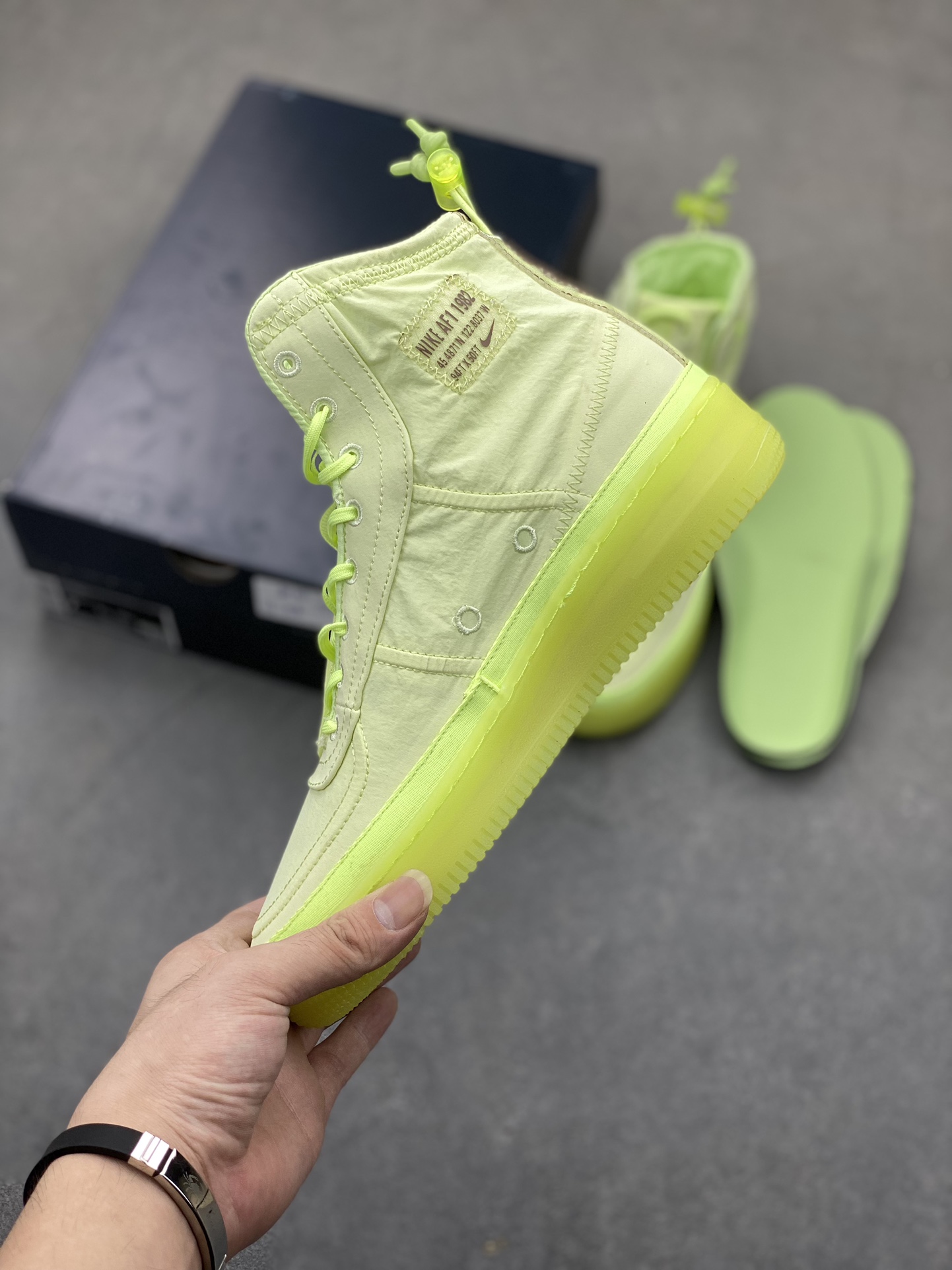 Nike Air Force 1 Shell WMNS 'Neon Green' High-Top Sneakers 4 i1725558853 2263 3