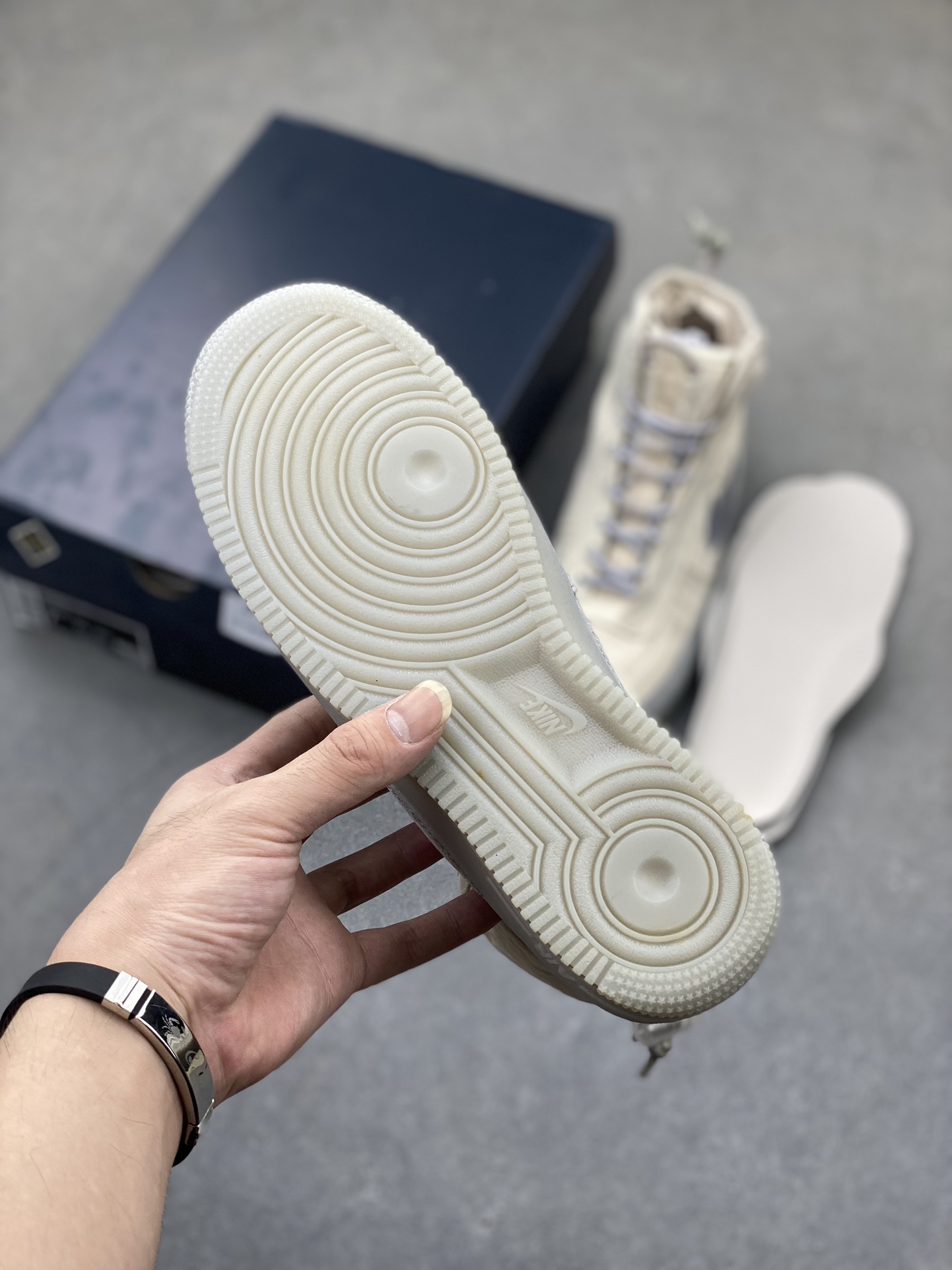 Nike Air Force 1 Shell WMNS High-Top Sneakers - BQ6096-002 7 i1725558918 2013 1