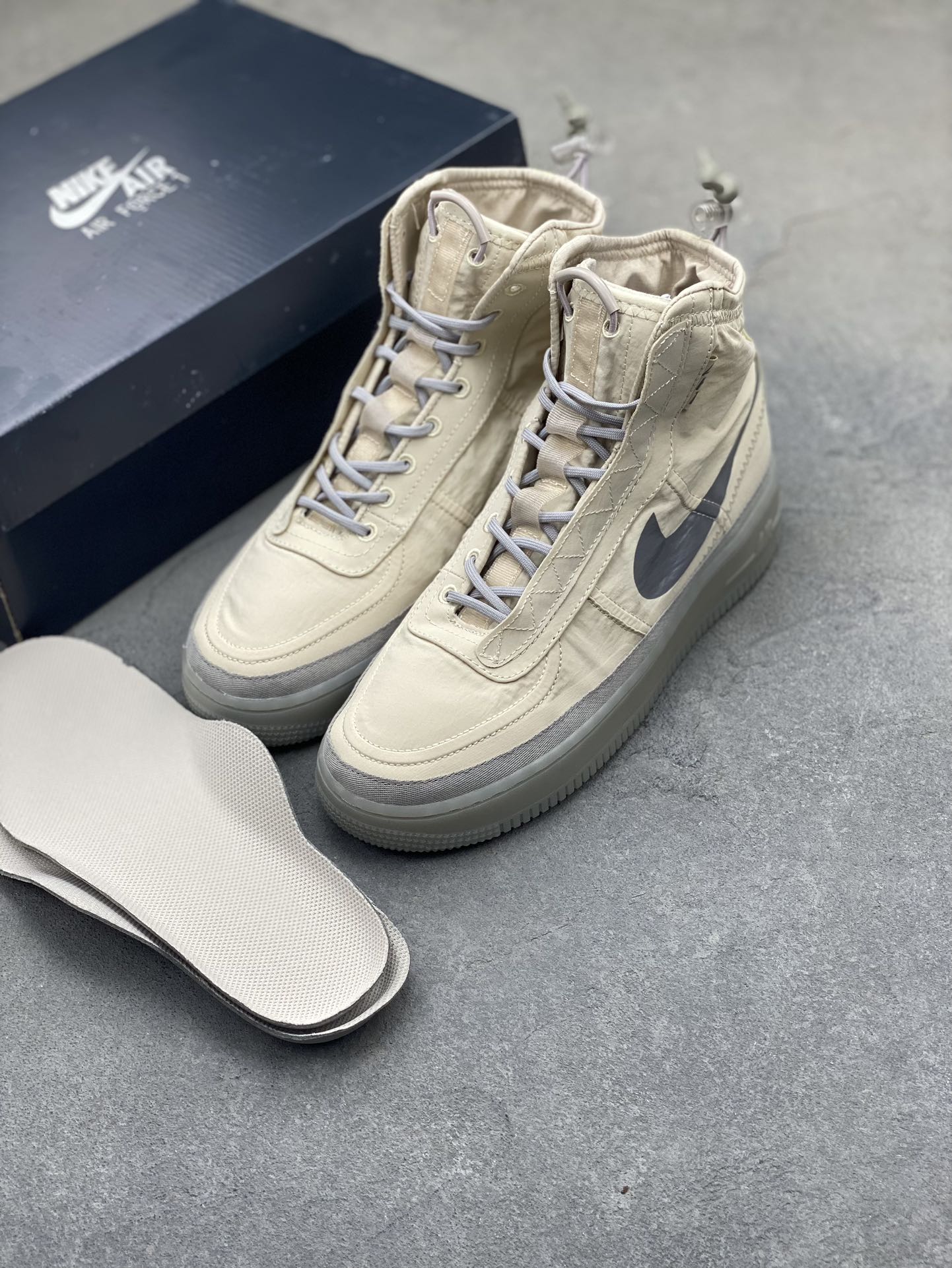Nike Air Force 1 Shell WMNS High-Top Sneakers - BQ6096-002 9 i1725558918 3197 8