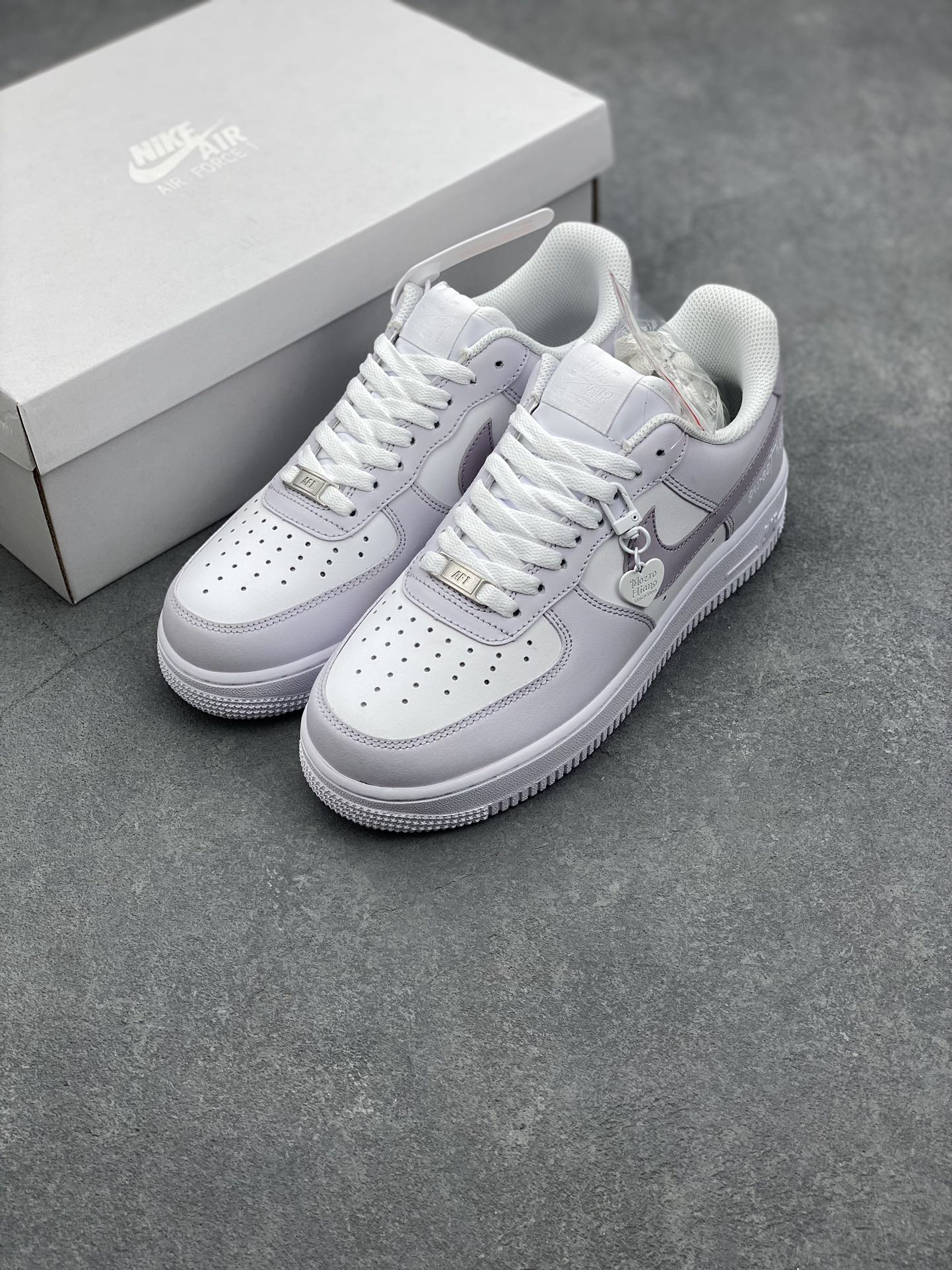 Nike Air Force 1 '07 Low 'Sweetheart' Light Grey Purple Casual Shoes 9 i1725829169 8513 1