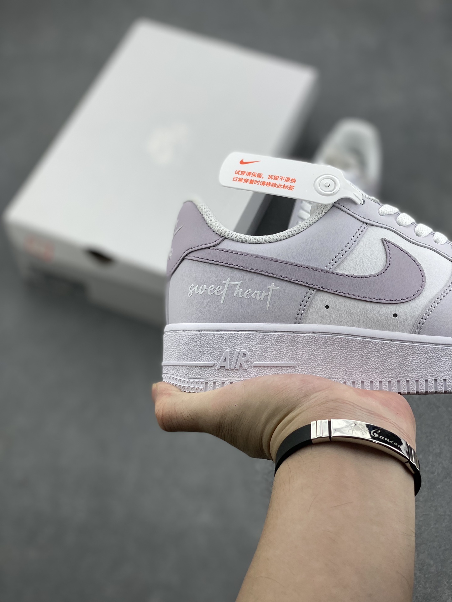 Nike Air Force 1 '07 Low 'Sweetheart' Light Grey Purple Casual Shoes 6 i1725829169 9424 3