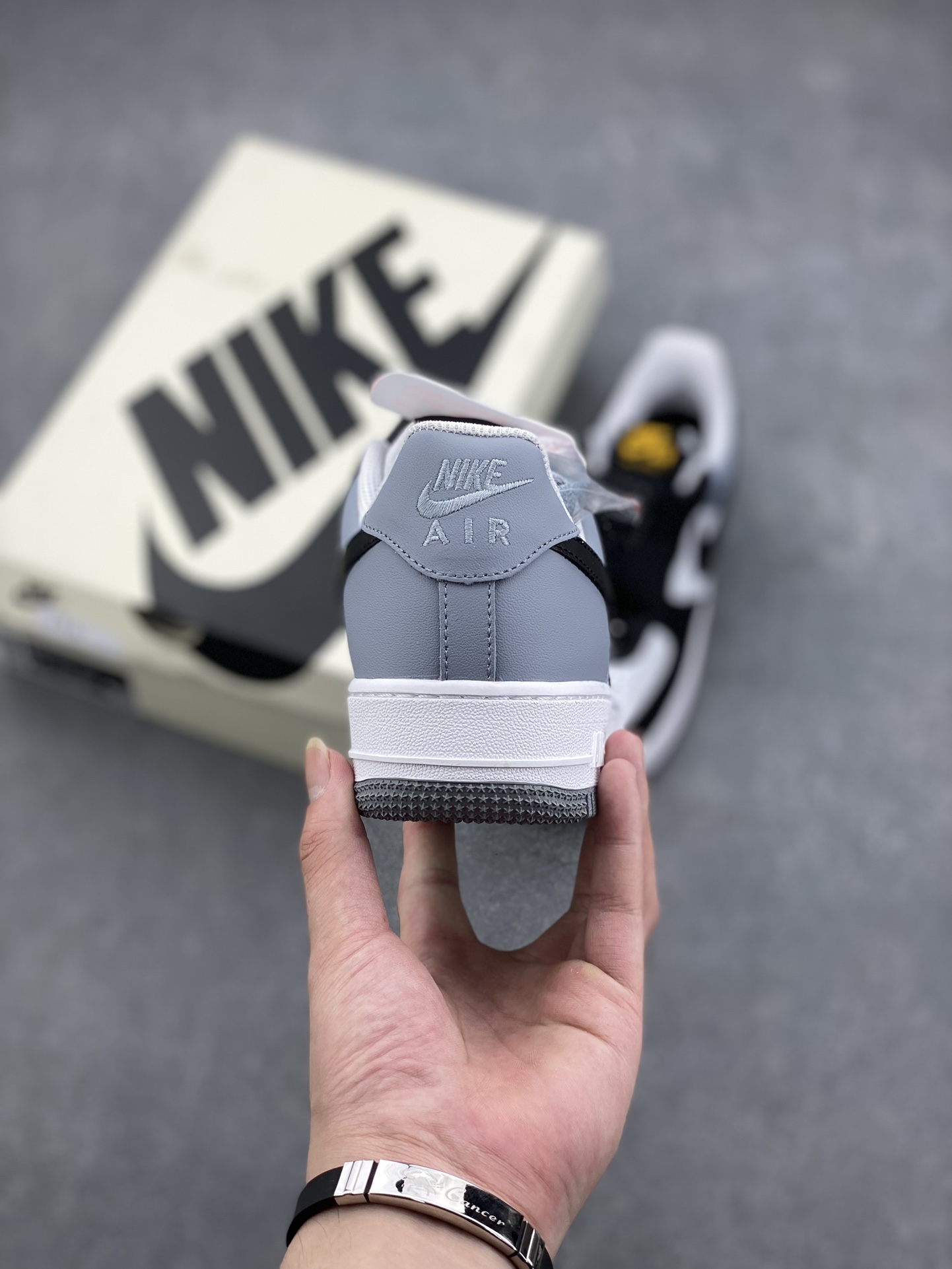 Nike Air Force 1 '07 Low Black White Grey Casual Sneakers FB7162-081 5 i1725829224 3384 7