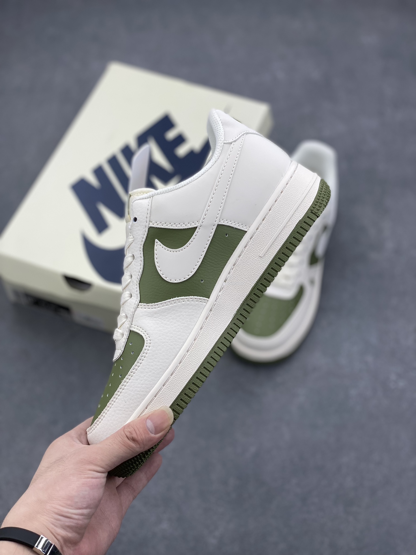 Nike Air Force 1 '07 Low Burberry Collab - Casual Sneakers in Beige/Green 4 i1725829275 1116 0