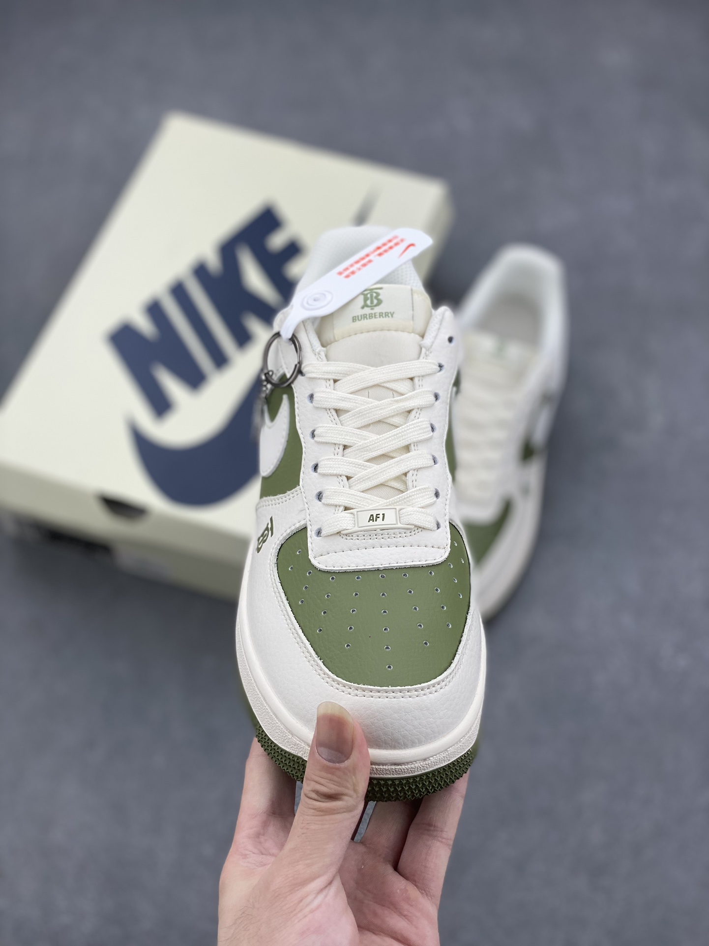 Nike Air Force 1 '07 Low Burberry Collab - Casual Sneakers in Beige/Green 3 i1725829276 7555 7