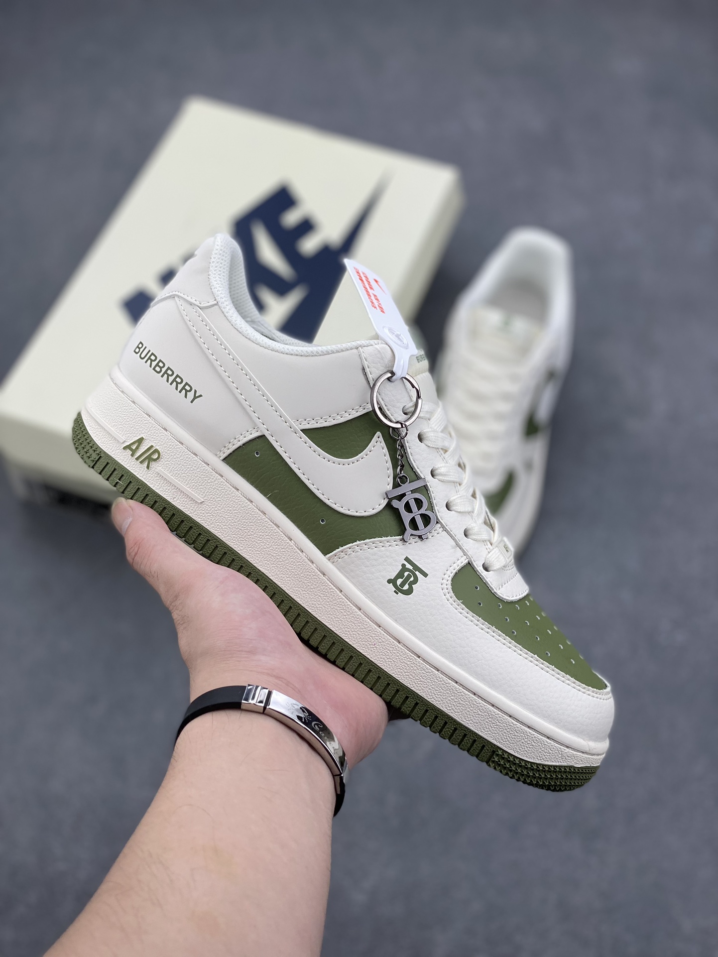 Nike Air Force 1 '07 Low Burberry Collab - Casual Sneakers in Beige/Green 2 i1725829276 9322 8