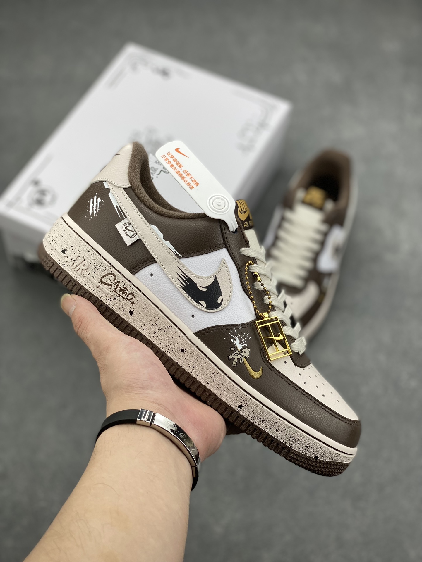 Nike Air Force 1 '07 Low 'Assassination of Little Bear' Casual Sneakers 2 i1725829324 3448 6
