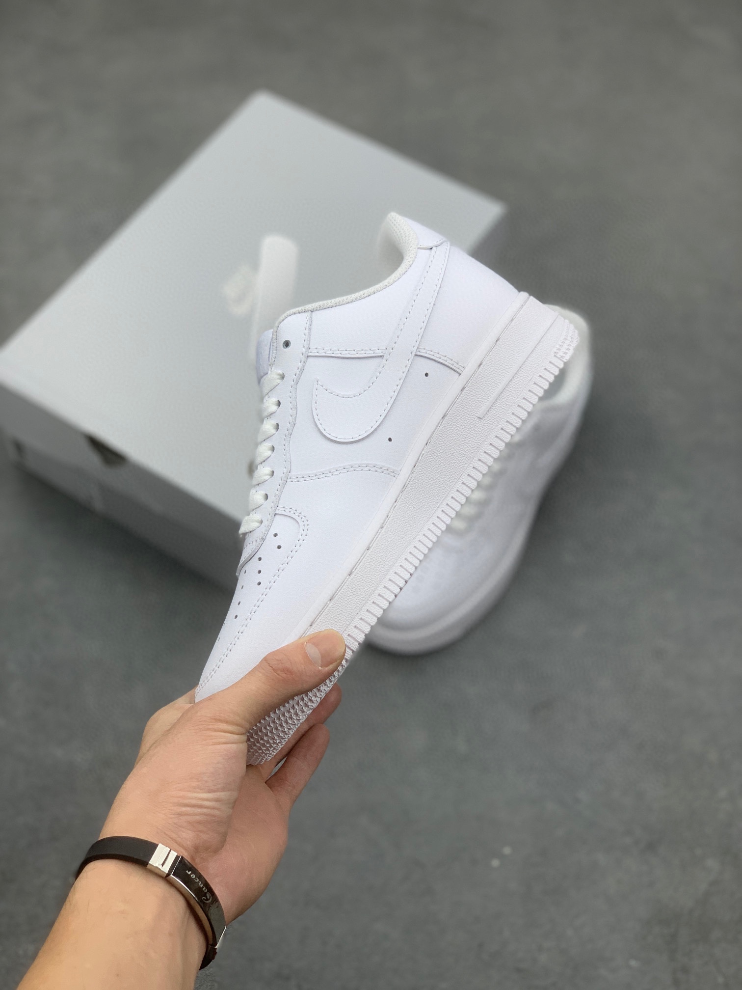 Nike Air Force 1 '07: Timeless Style, Supreme Comfort - All White Sneakers 4 i1725863759 8945 0
