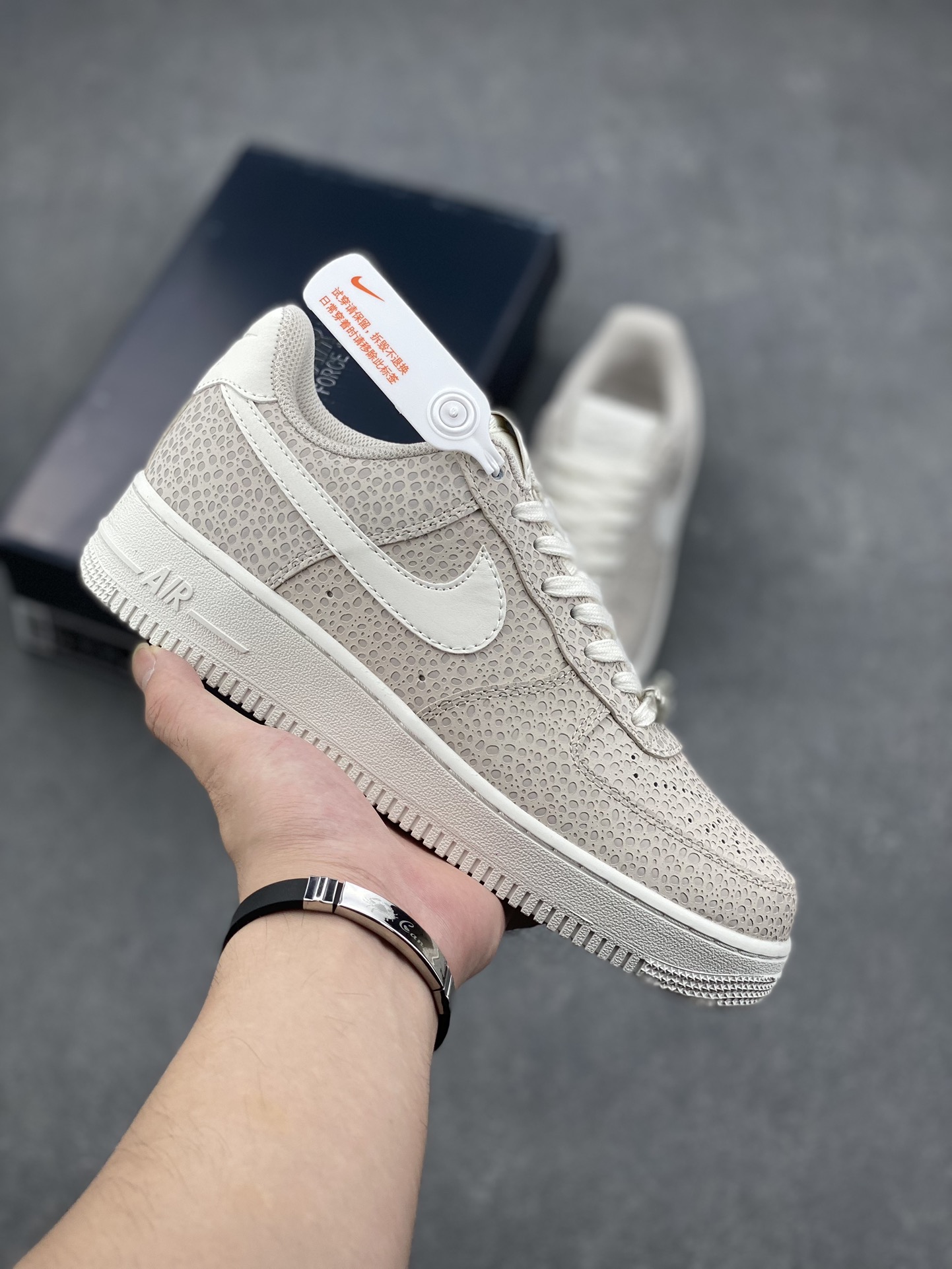 Nike Air Force 1 '07 Low Beige Sneakers, Cushioned, Height Increasing 2 i1725989492 3383 2