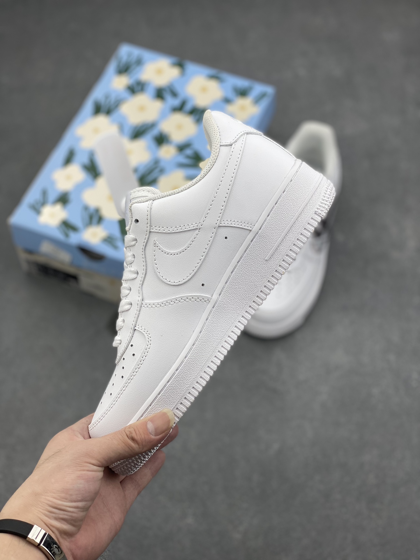 Nike Air Force 1 '07 Low Chinese Ink Painting Custom Sneakers 4 i1725989924 915 5