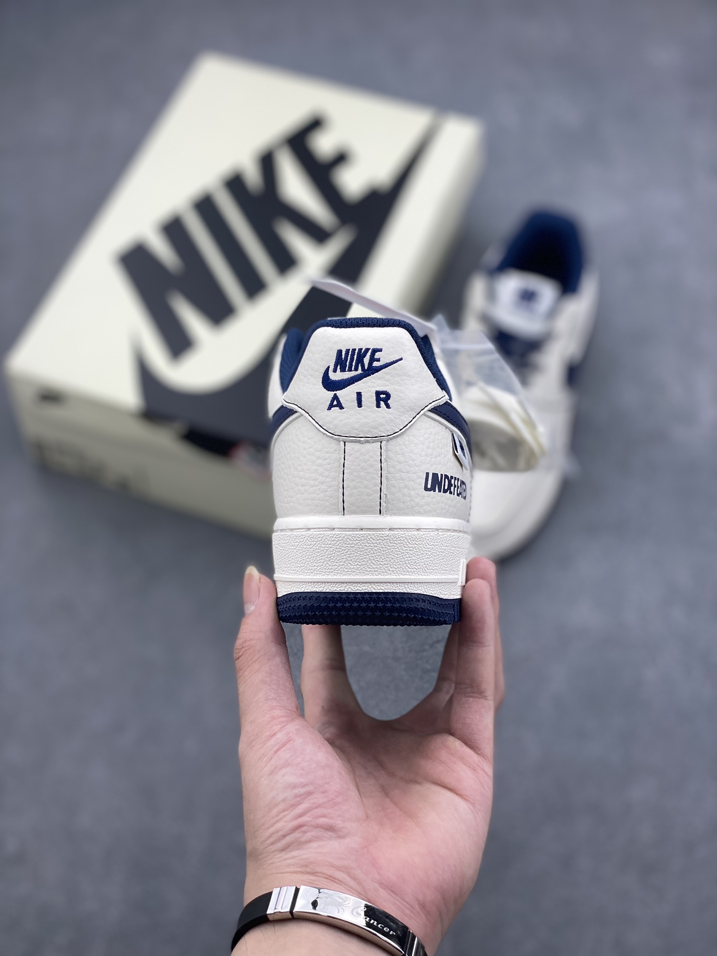 Undefeated x Nike Air Force 1 Low Cream/Navy Casual Shoes - Limited Edition 5 i1725990018 4326 2