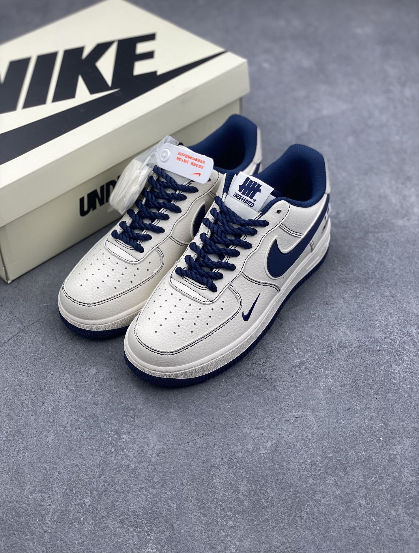 Undefeated x Nike Air Force 1 Low Cream/Navy Casual Shoes - Limited Edition 9 i1725990018 5921 5