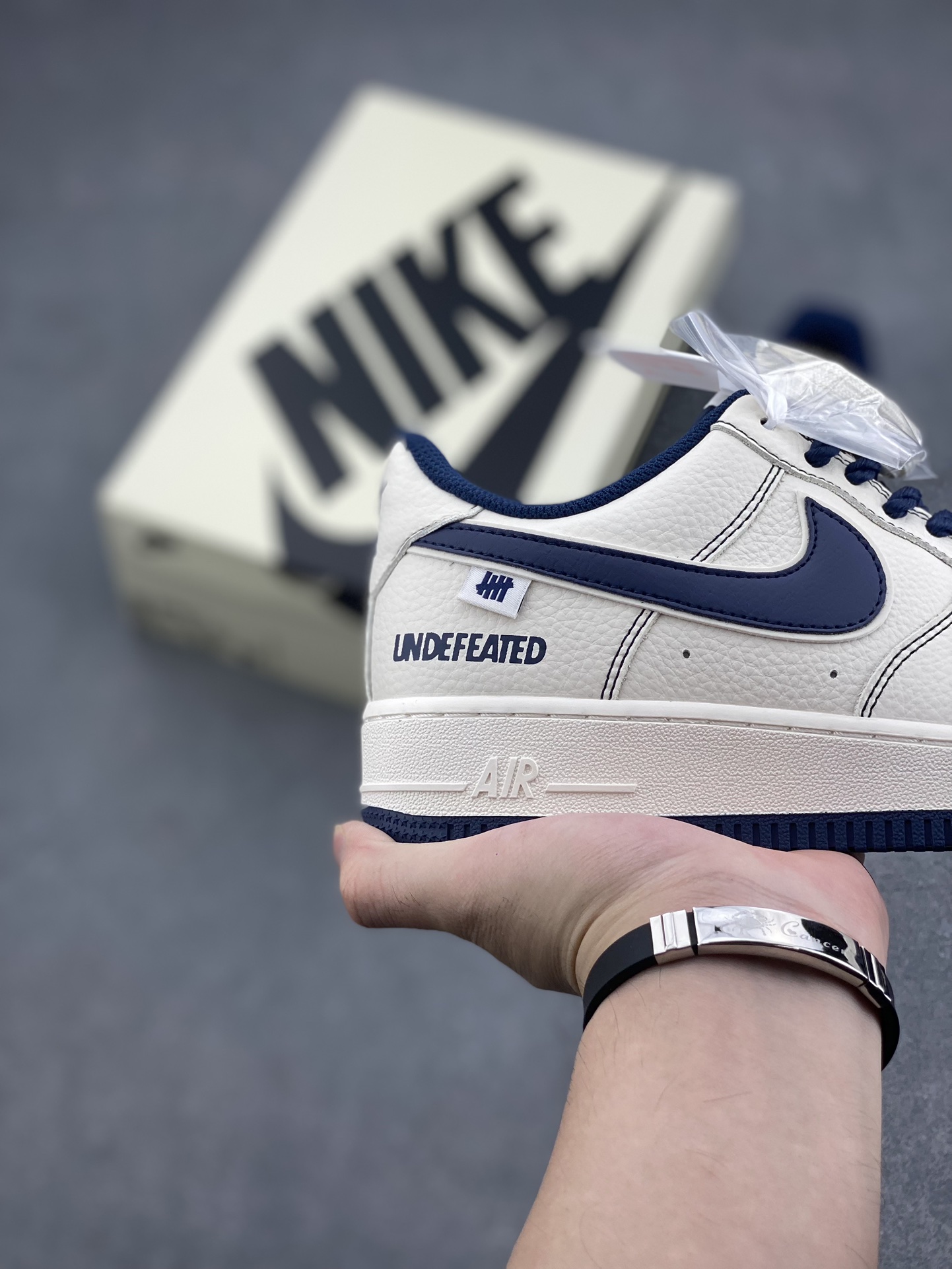 Undefeated x Nike Air Force 1 Low Cream/Navy Casual Shoes - Limited Edition 6 i1725990018 7789 4